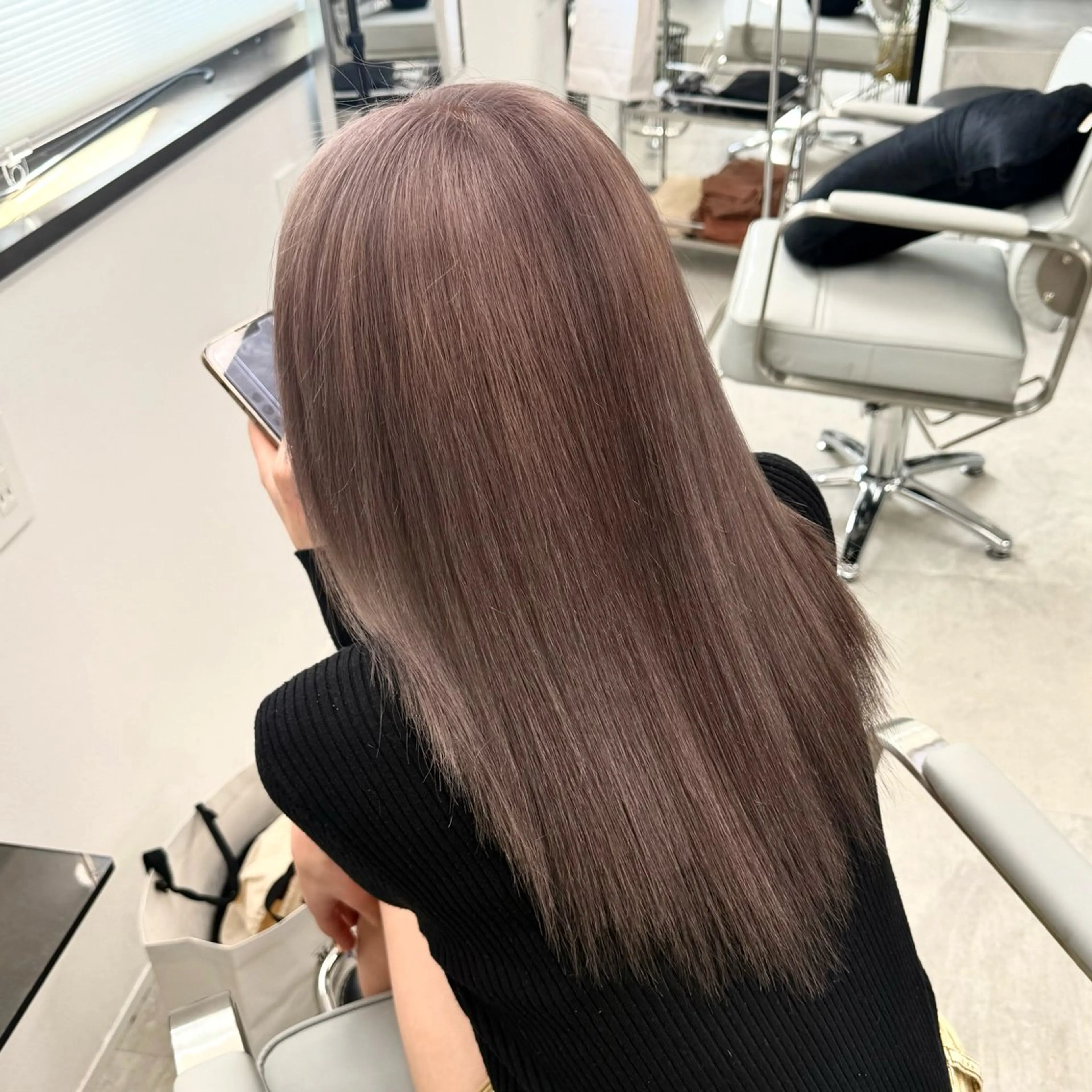 ミディアム カラー グレージュ ヘアカラー 中明度カラー/ ベージュ/noaのヘアスタイル