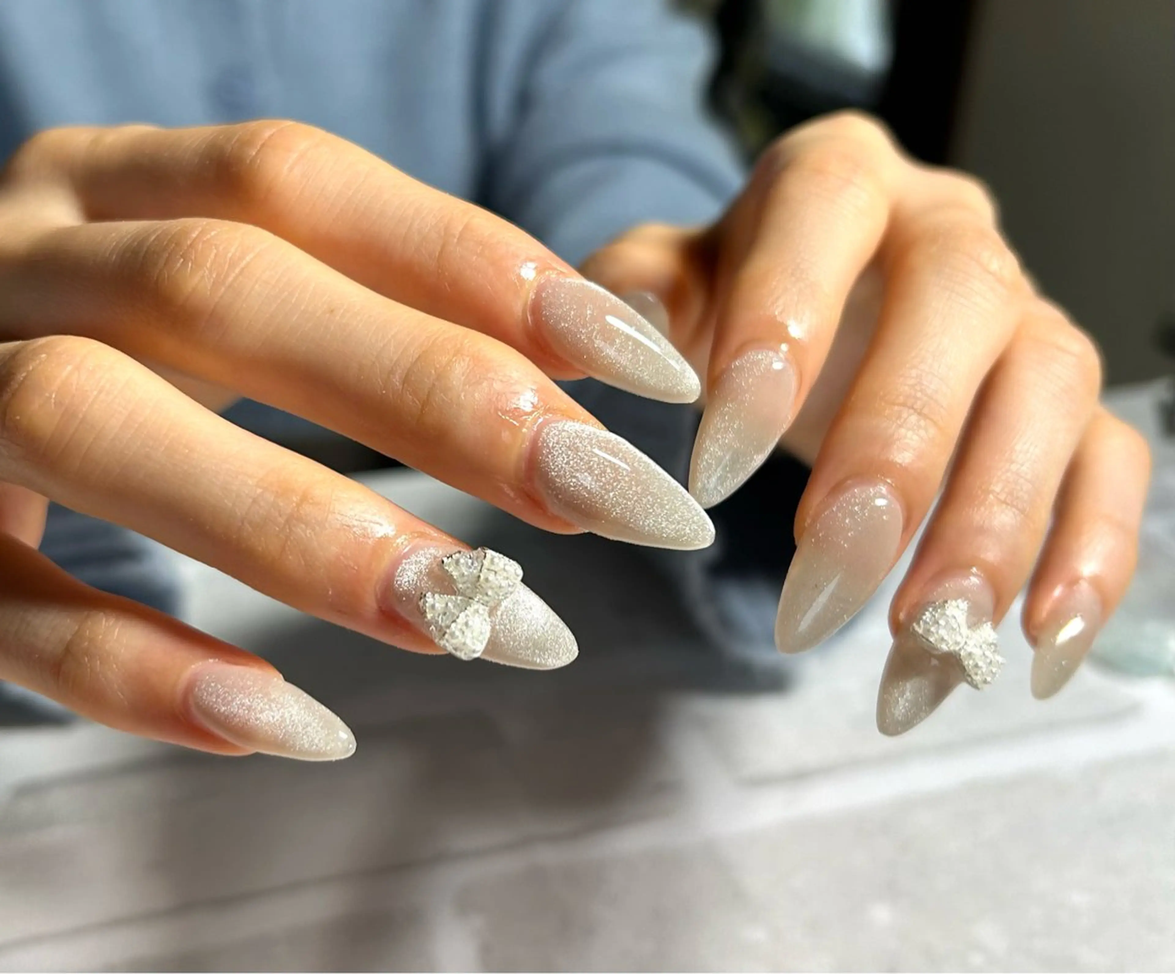 ミディアム ハンドネイル 2DY NAIL SALONのネイルデザイン