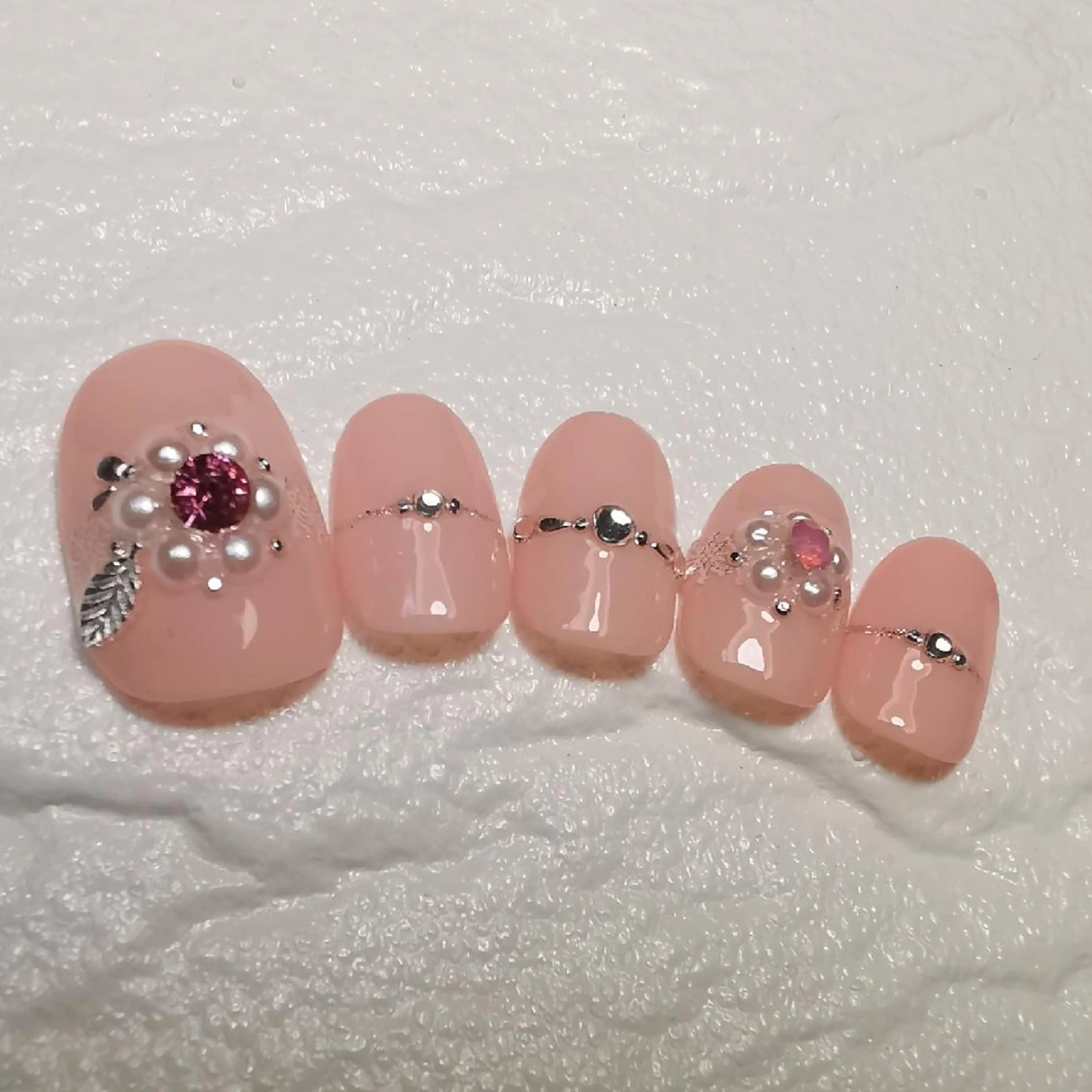 ネイル ブライダルネイル ハンドネイル reve あやののネイルデザイン