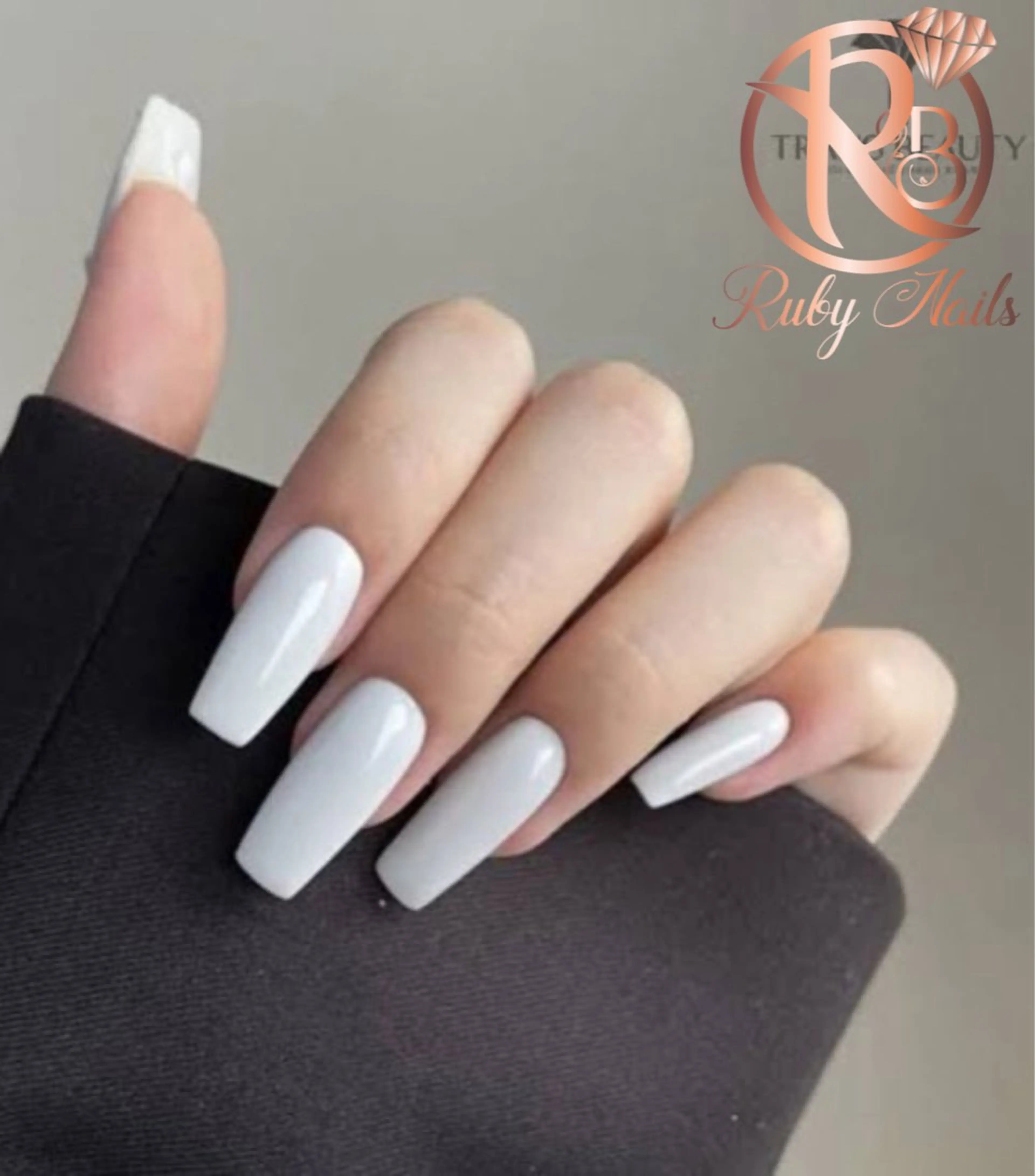 ネイル ハンドネイル チェリネイルサロン 霞ヶ関のネイルデザイン