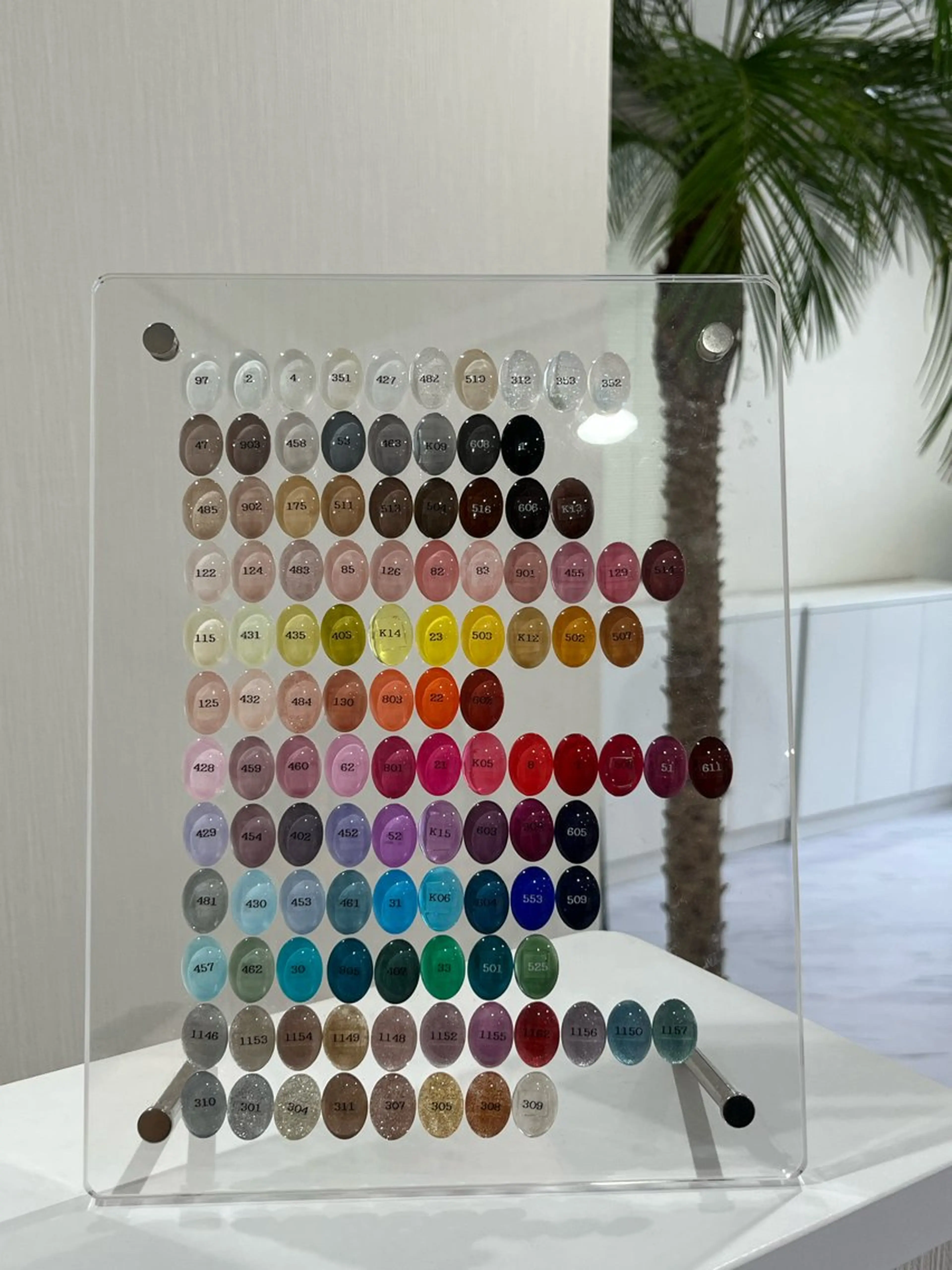 ネイル ERFOLG横浜店 石橋しのぶのネイルデザイン