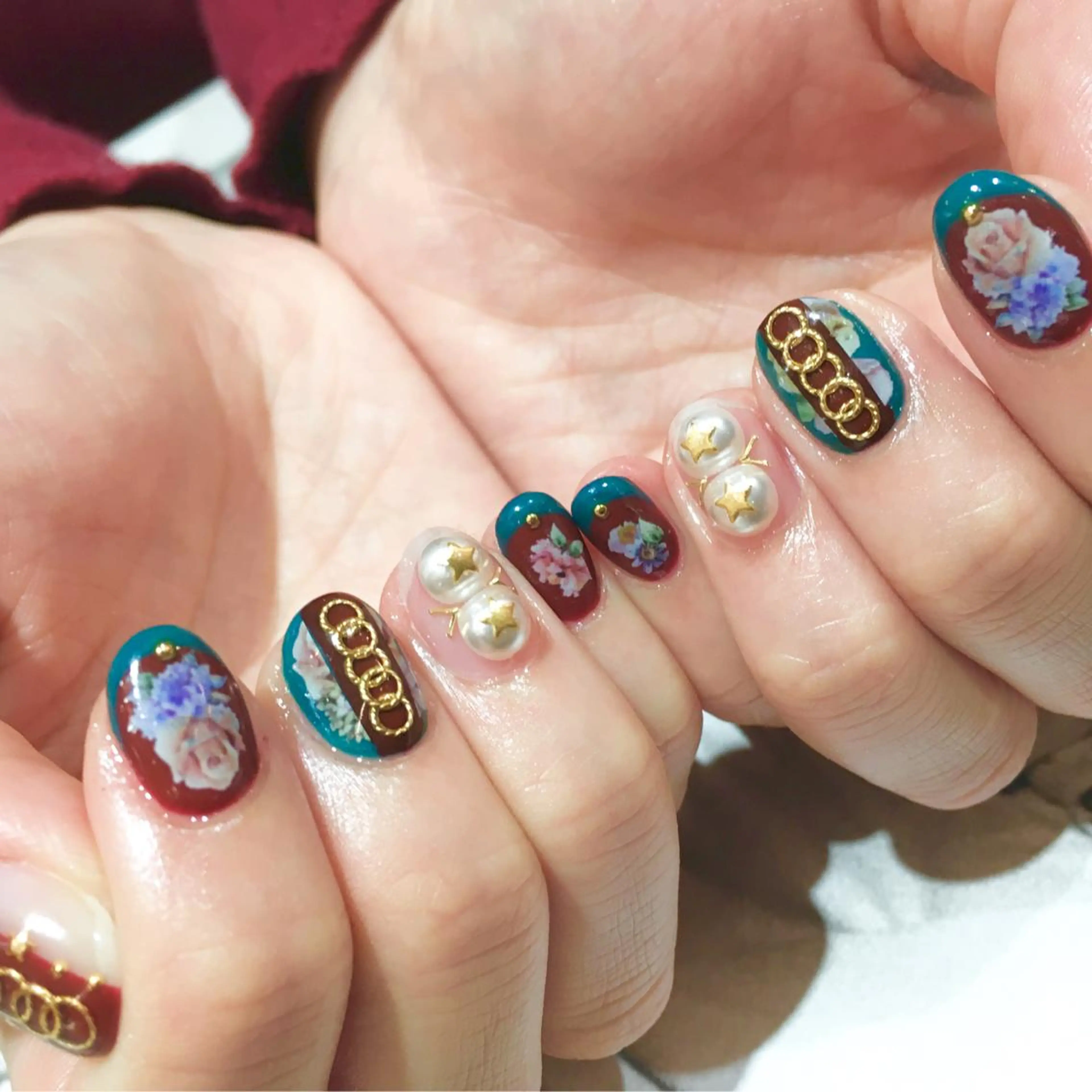 ネイル 山田 貴子のネイルデザイン