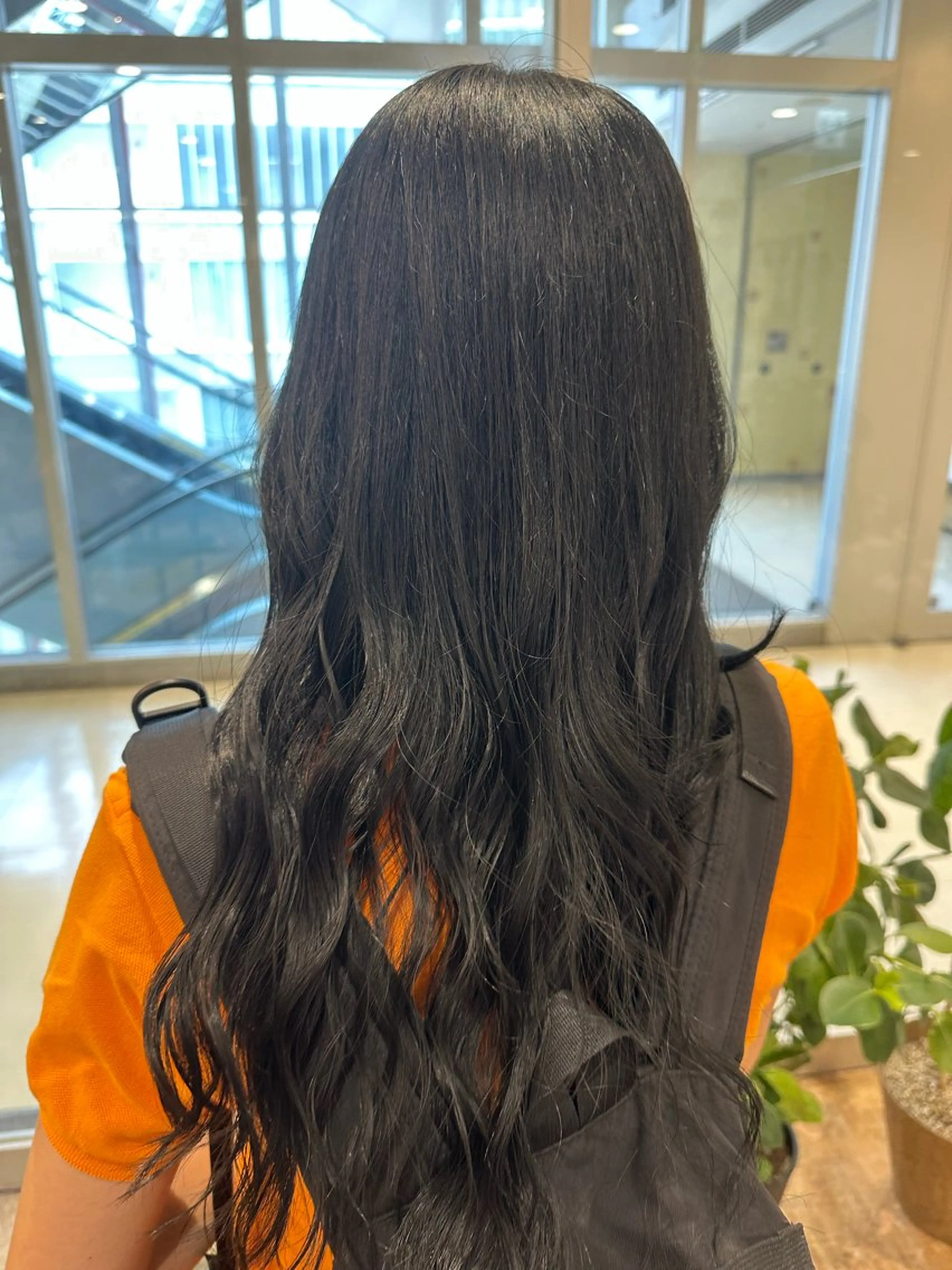 ロング ヘアカラー 透明感イルミナカラー ／寒色/MOMOKAのヘアスタイル