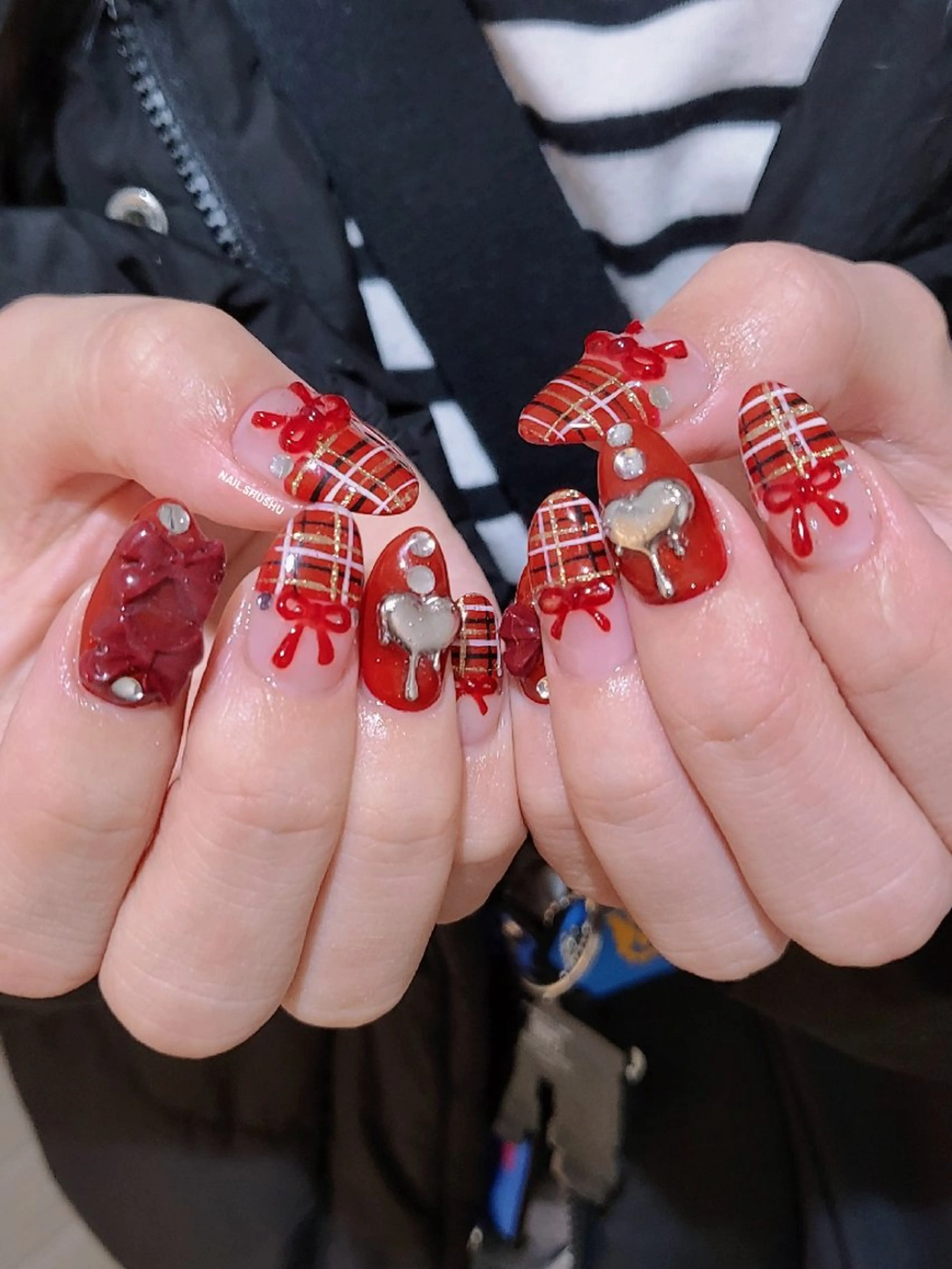 ネイル ハンドネイル 3dパーツ/流行り 👧shushu❤️のネイルデザイン