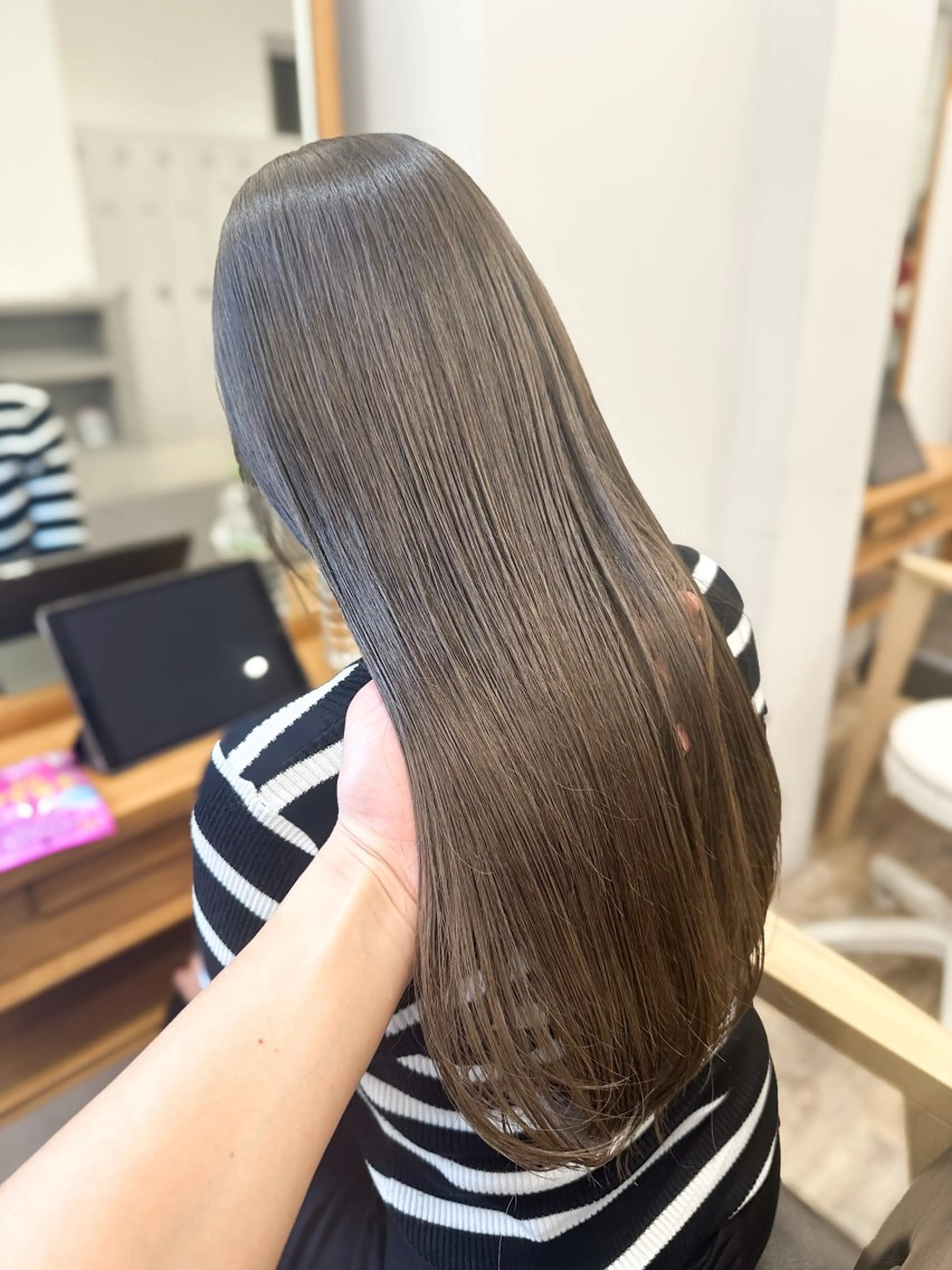 ロング カラー ブリーチ 透明感カラー グレージュ カット ヘアカラー トリートメント ブリーチカラー🔥 パーマ【佐々木凌平】のヘアスタイル