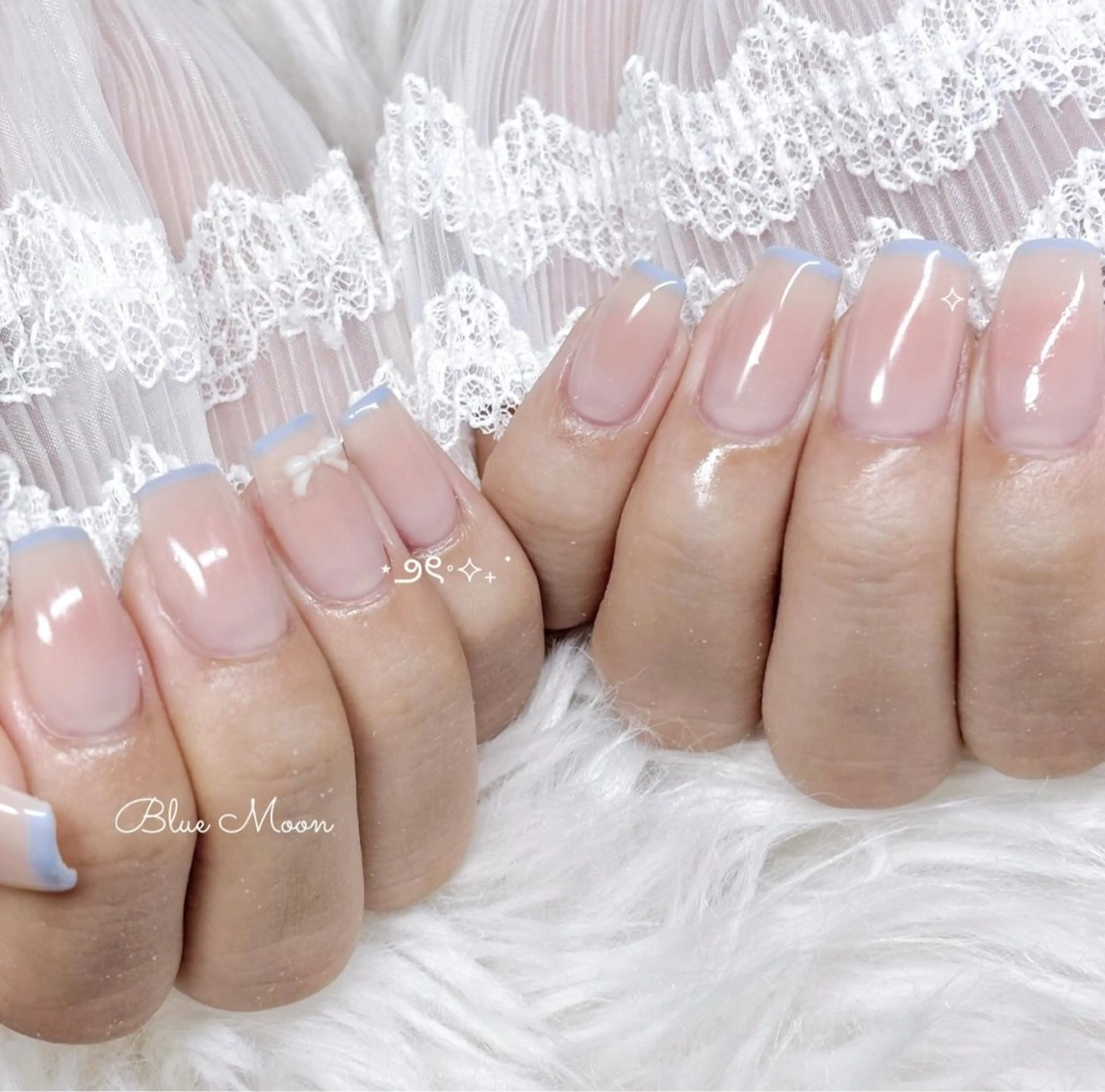ネイル チークネイル リボン ハンドネイル ハンドケア nail salon Blue Moonのネイルデザイン