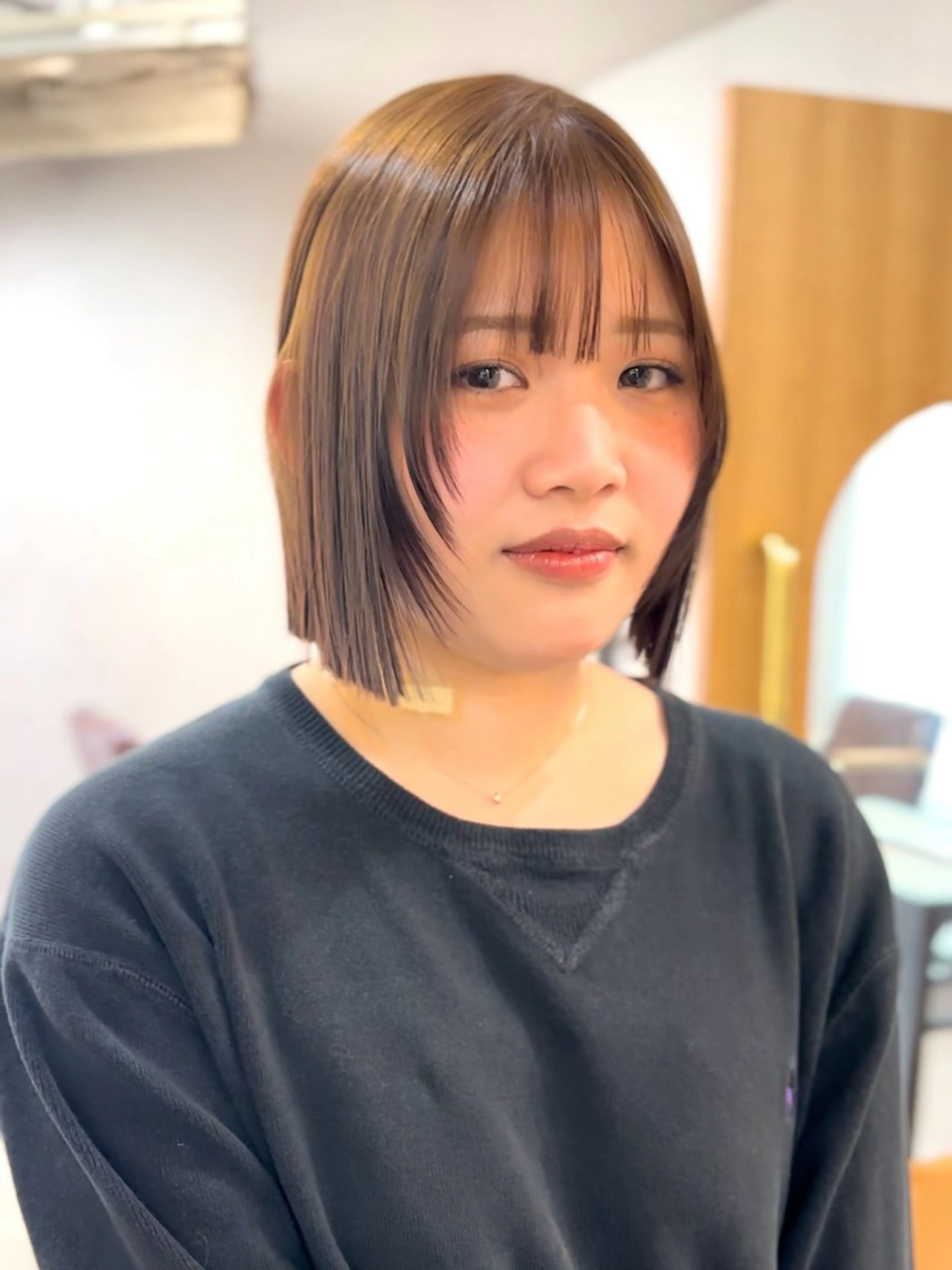 ショート 顔まわりレイヤー 顔周りカット レイヤーカット 小顔カット 野口 咲愛のヘアスタイル