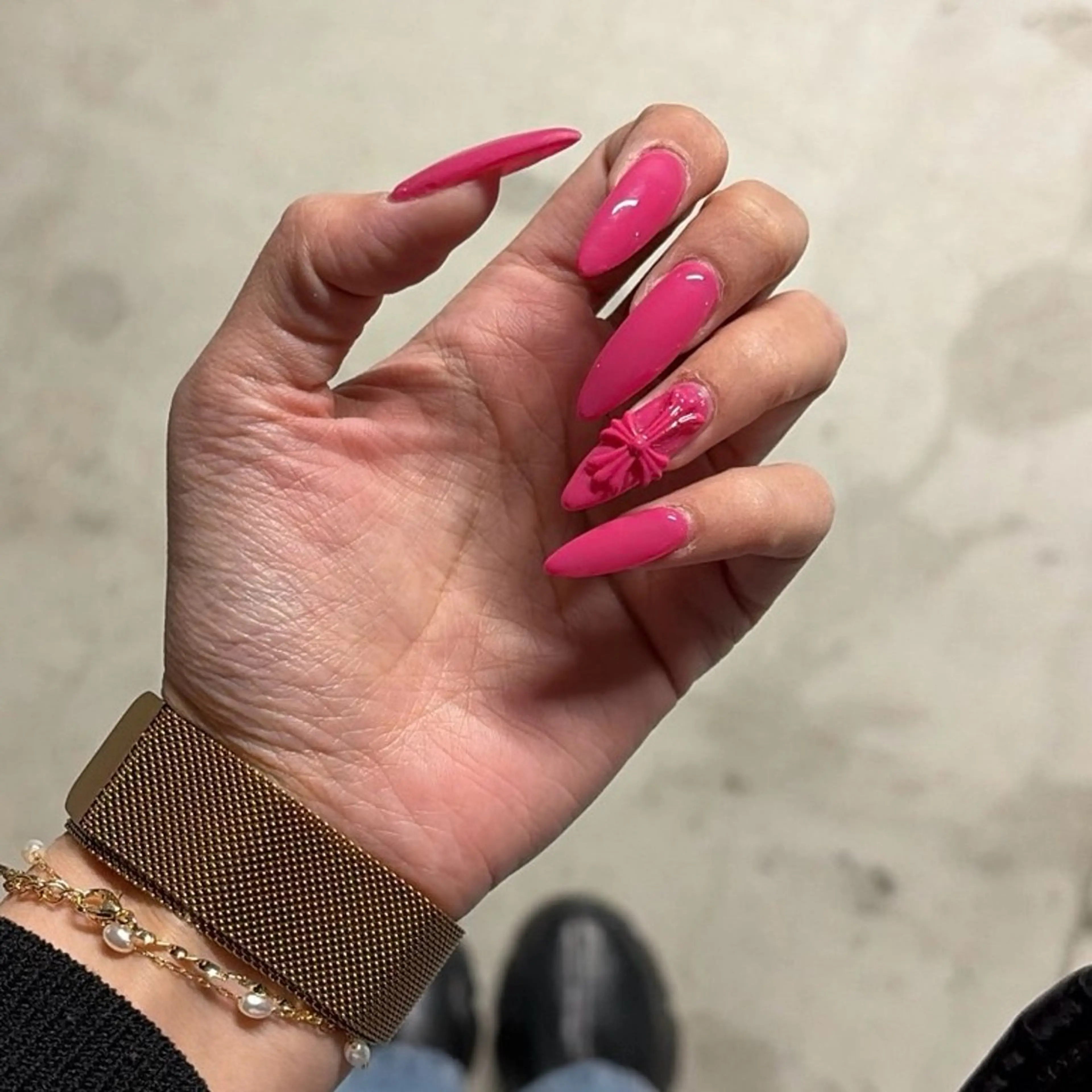 【4/25~5/6限定🍓】《ハンドネイル》SNSで大バズり中クロス（オフ込み）90分[岡山市北区柳町・中央町]の写真