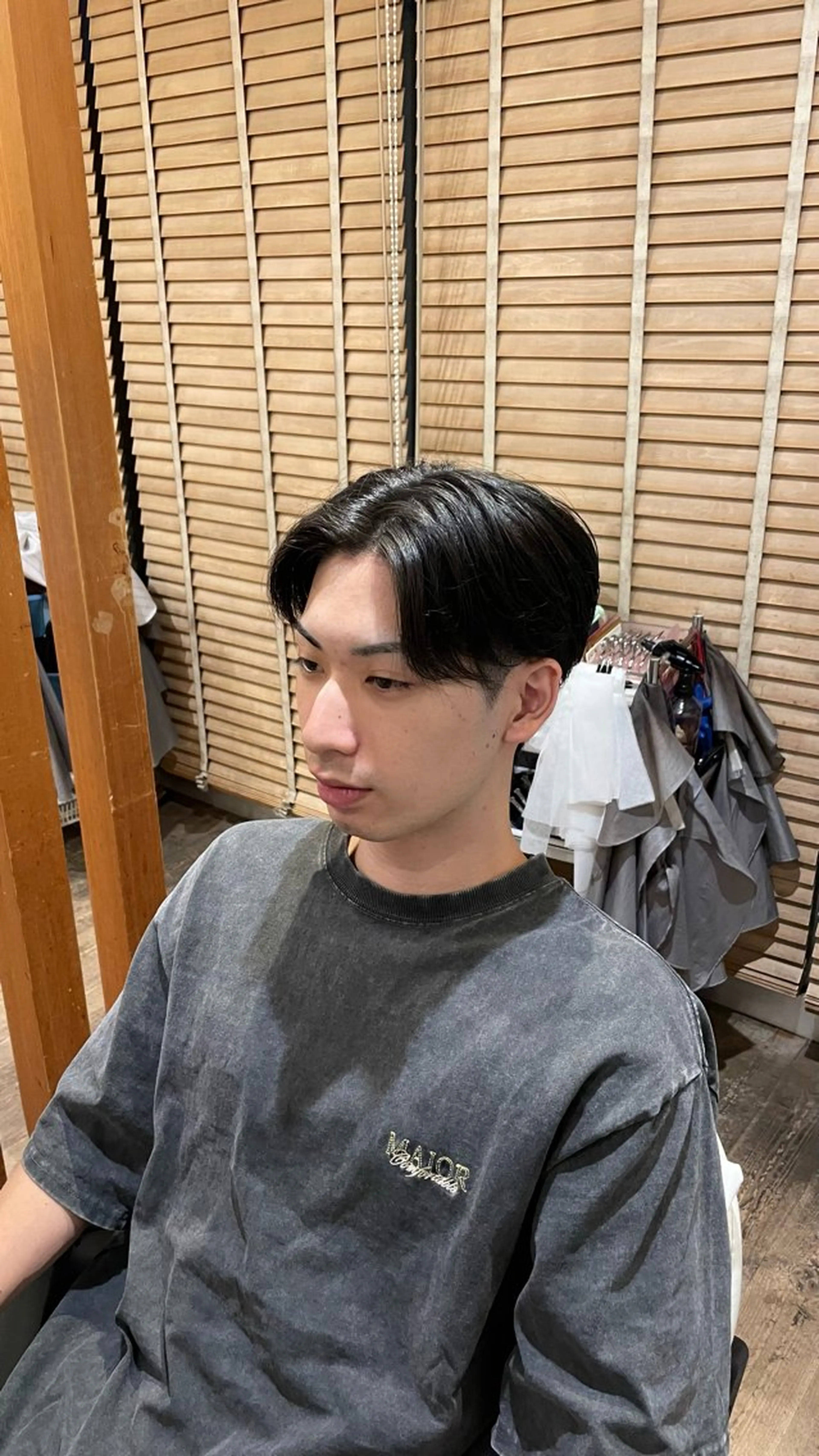 ショート メンズ センターパート 椿 大輔のヘアスタイル