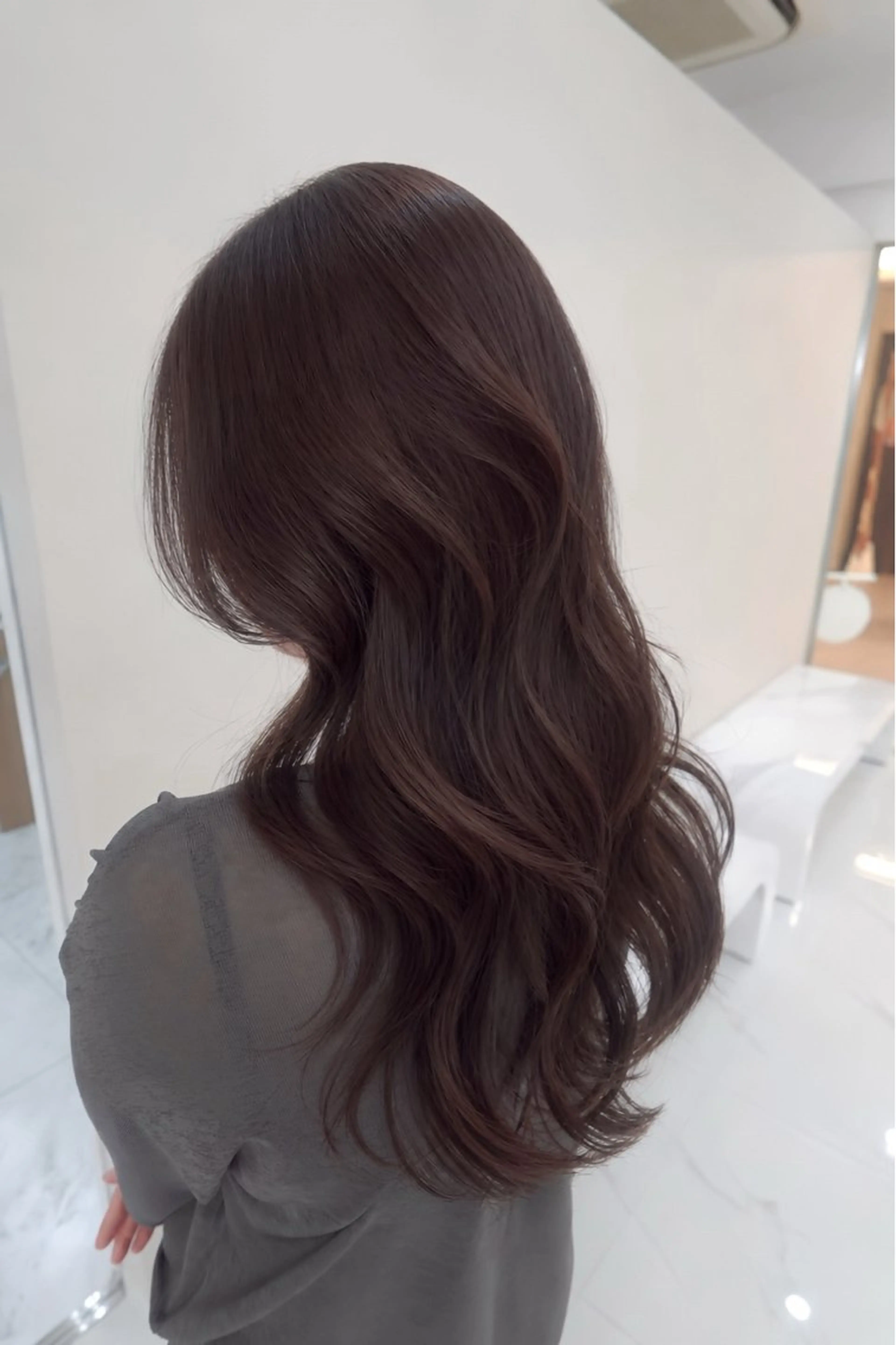 セミロング ラベンダーブラウン カット ヘアカラー トリートメント ＫＡＮＡ/天王寺 🎀🫧のヘアスタイル