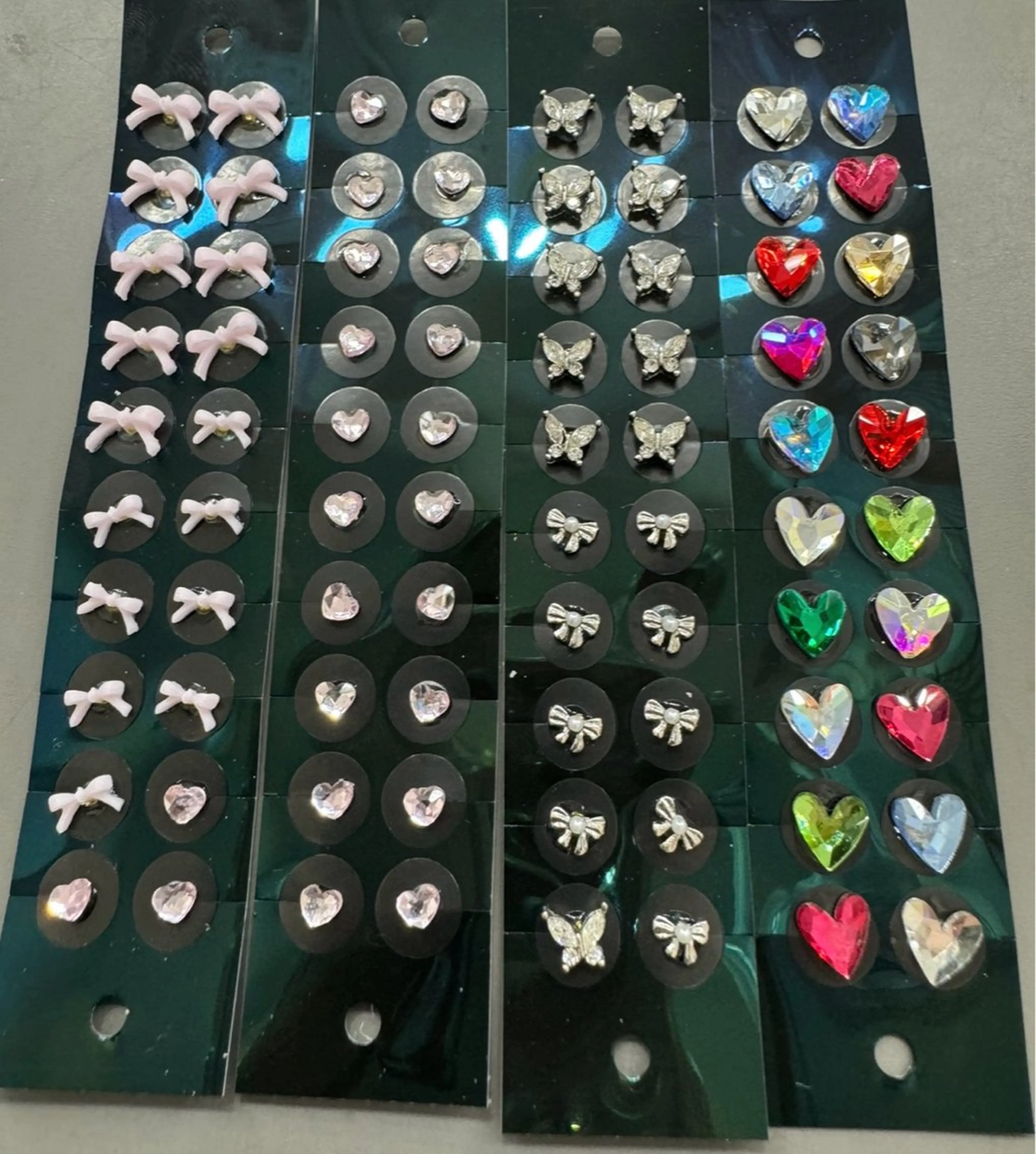 LAVISH nail salonのネイルデザイン