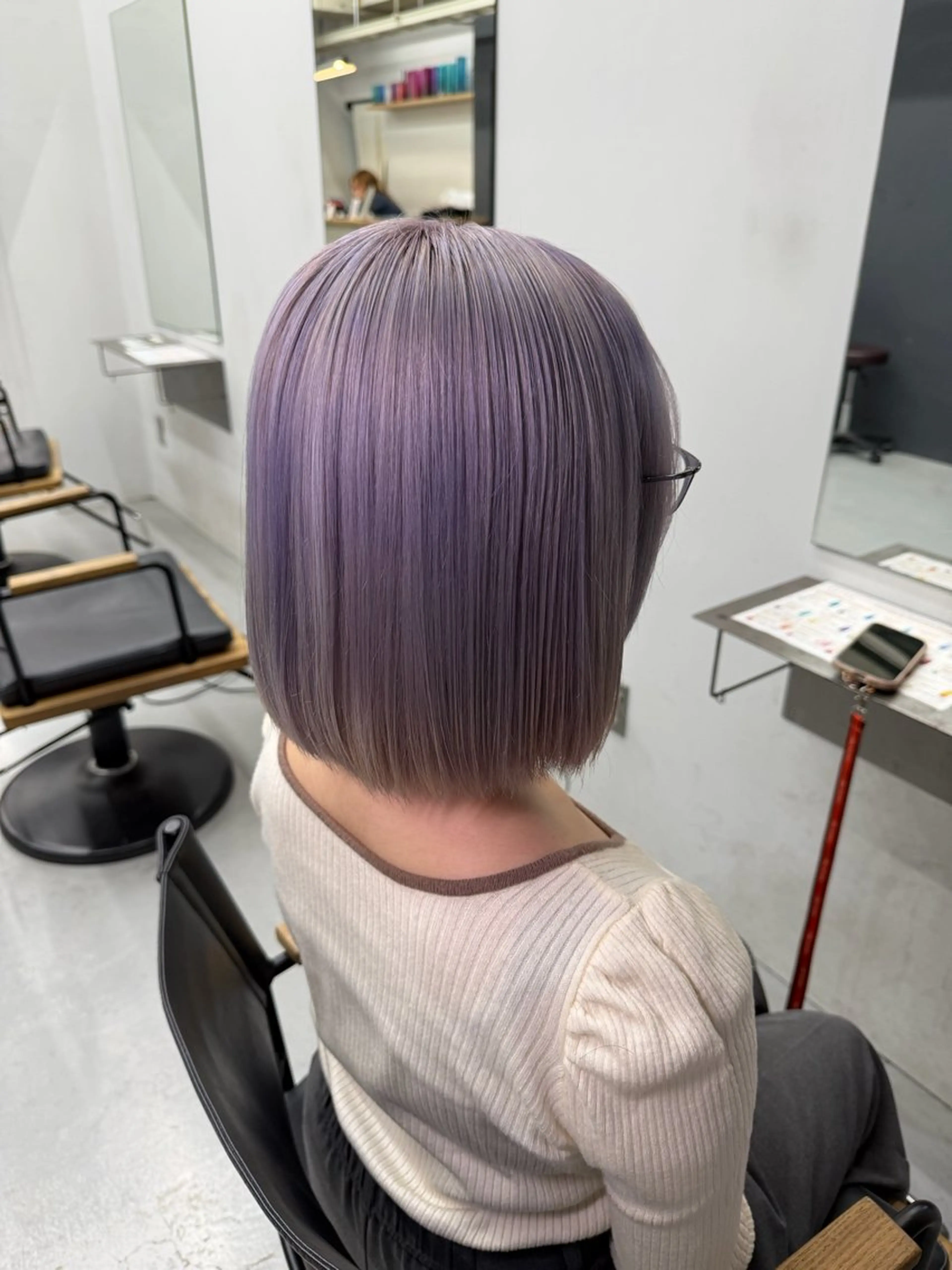 ショート カラー ラベンダーカラー ヘアカラー ゆうと/ブリーチモデ ル/ストレートモデルのヘアスタイル