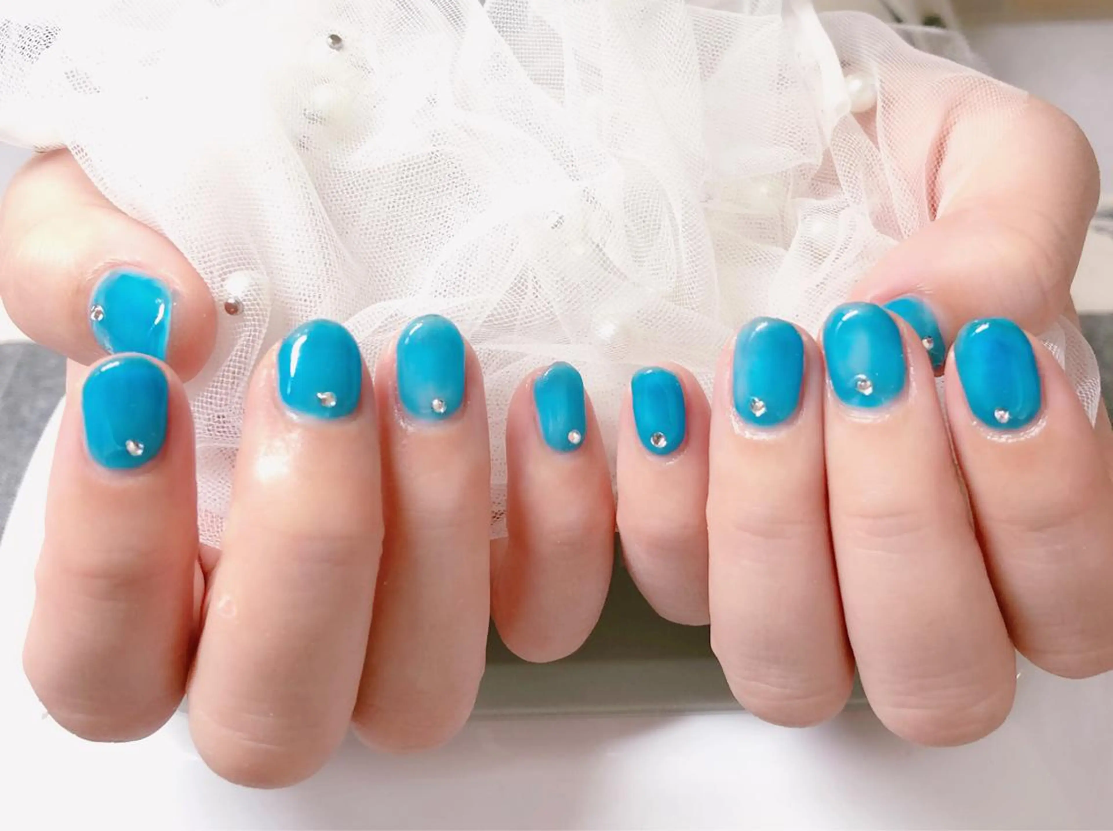 ネイル ハンドネイル マジック ミラーのネイルデザイン