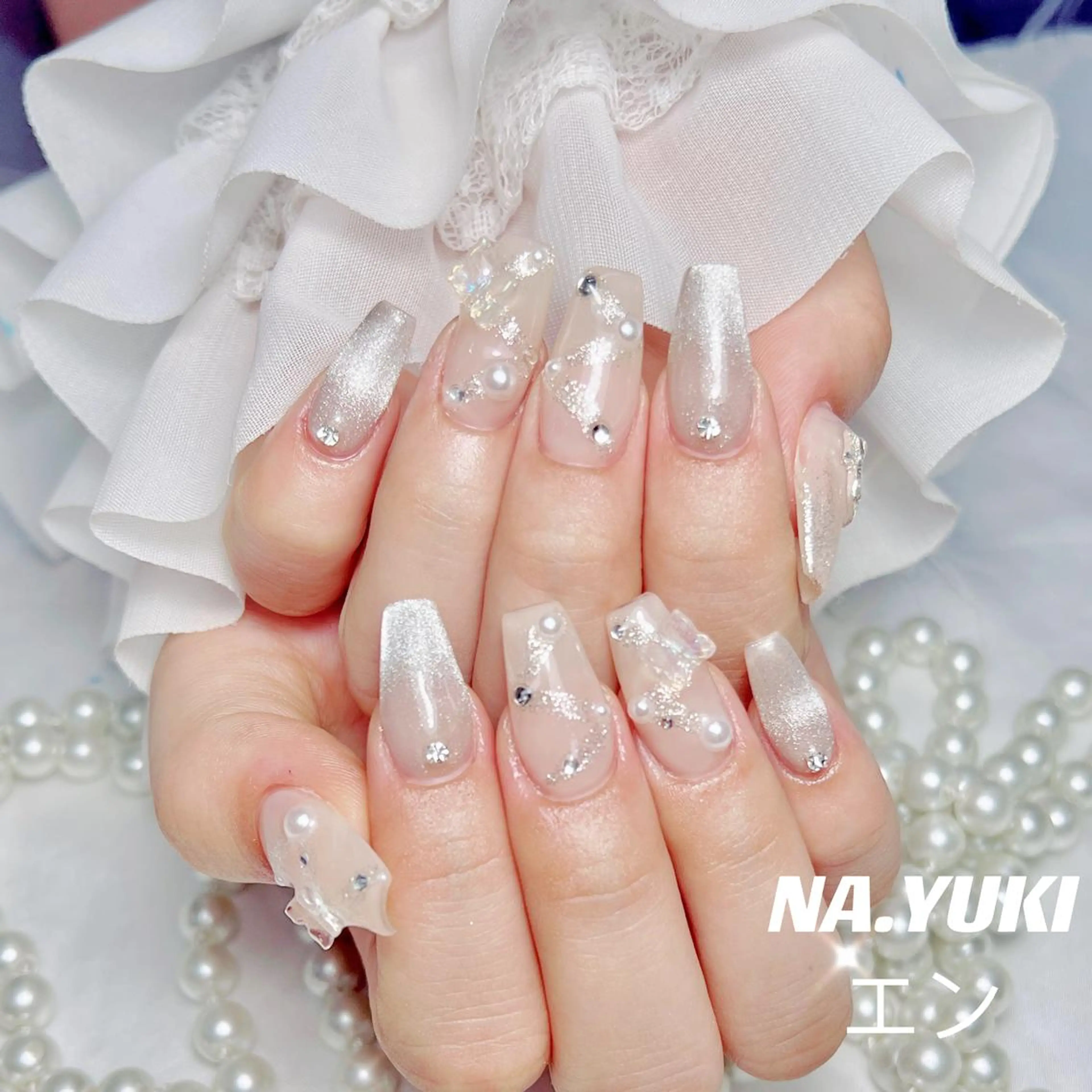 ネイル 🦋 Queenieのネイルデザイン