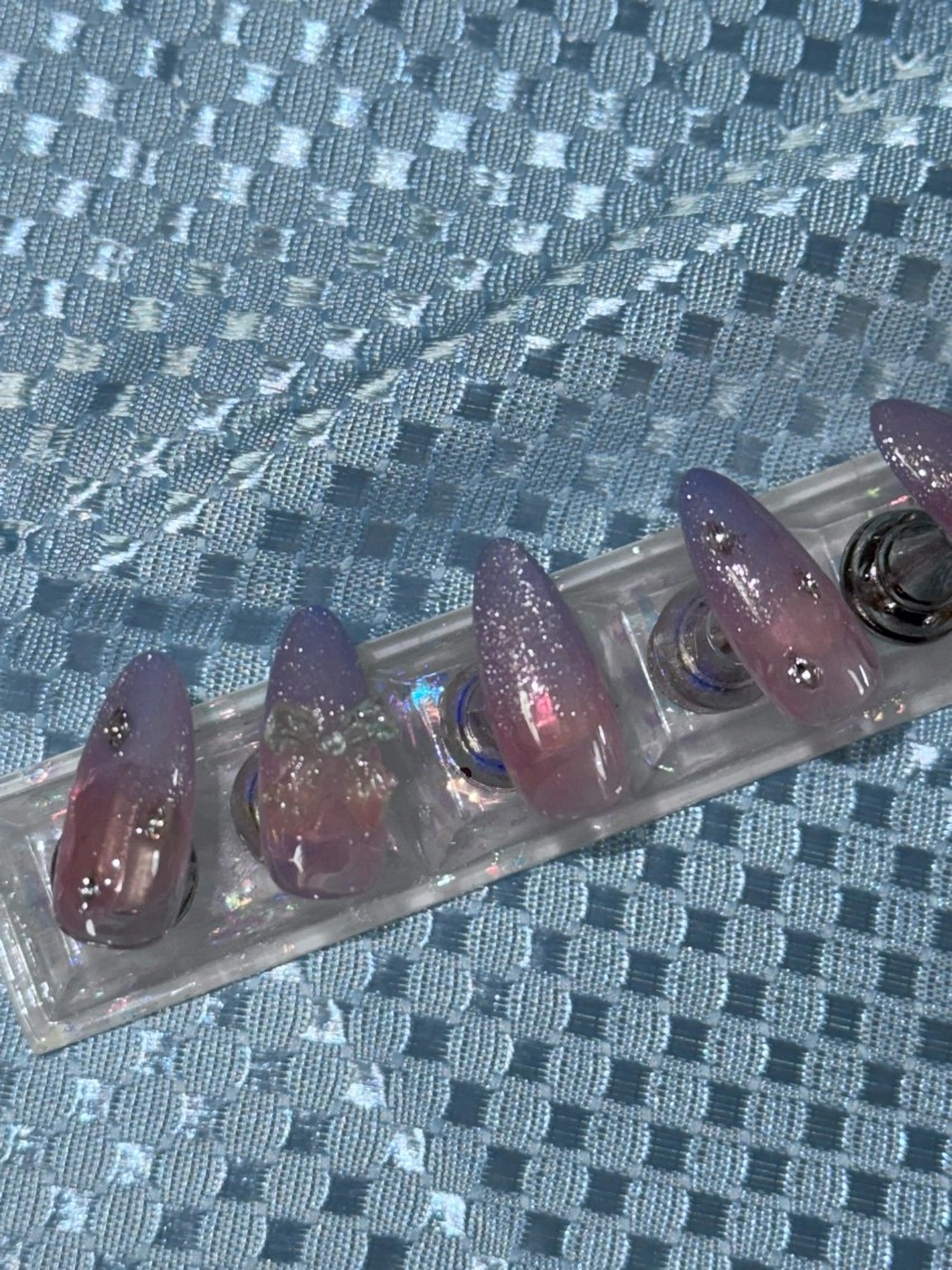 ネイル on nail 尾張旭三郷店のネイルデザイン