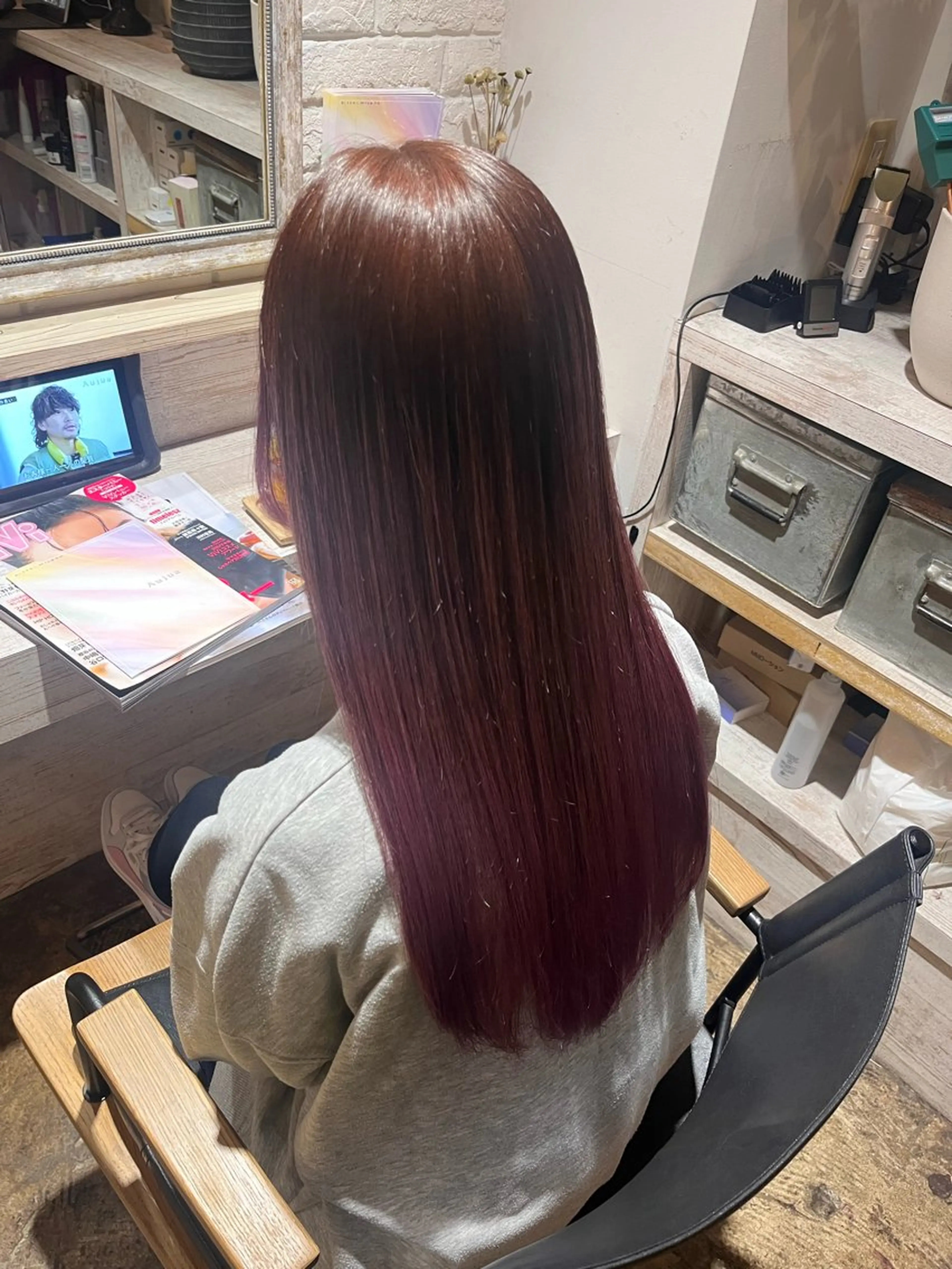 ロング カラー ブラウンカラー ピンクカラー カット ヘアカラー 透明感カラー/パーマ 🌀アオノのヘアスタイル