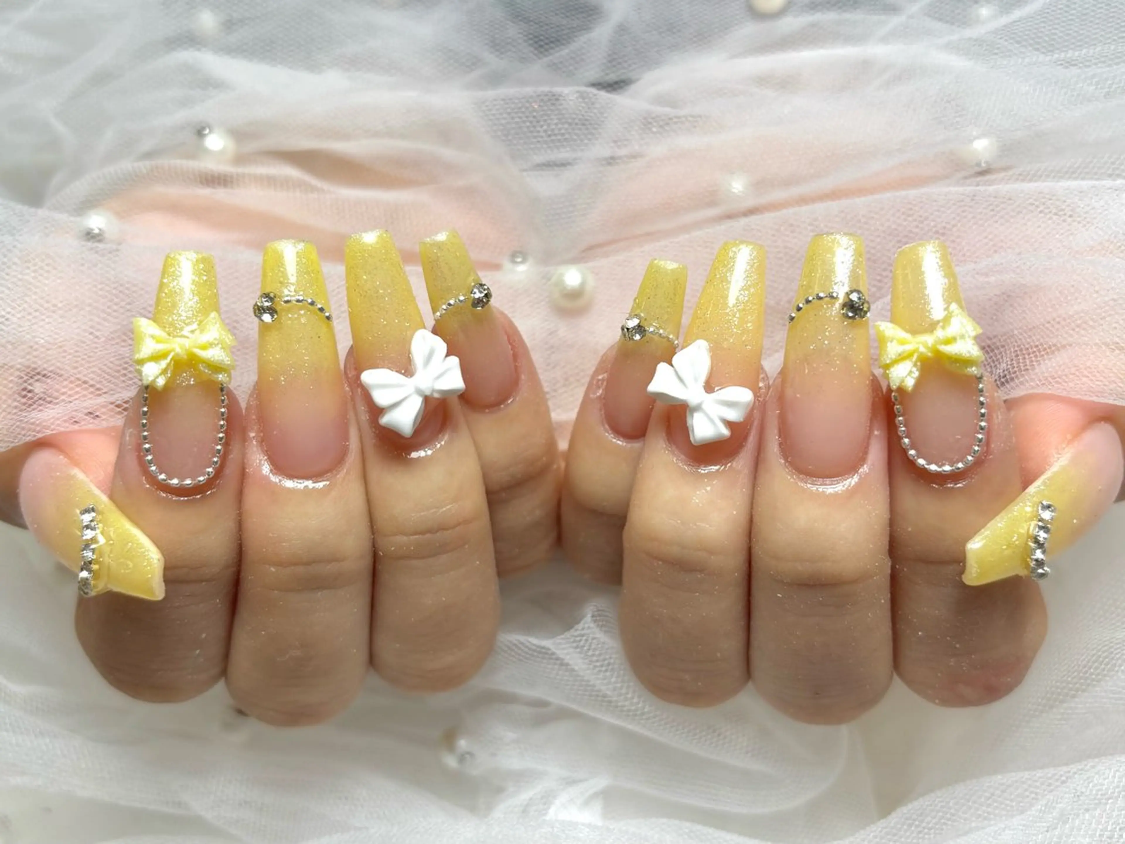 ネイル Roi〈ロワ〉 Akariのネイルデザイン