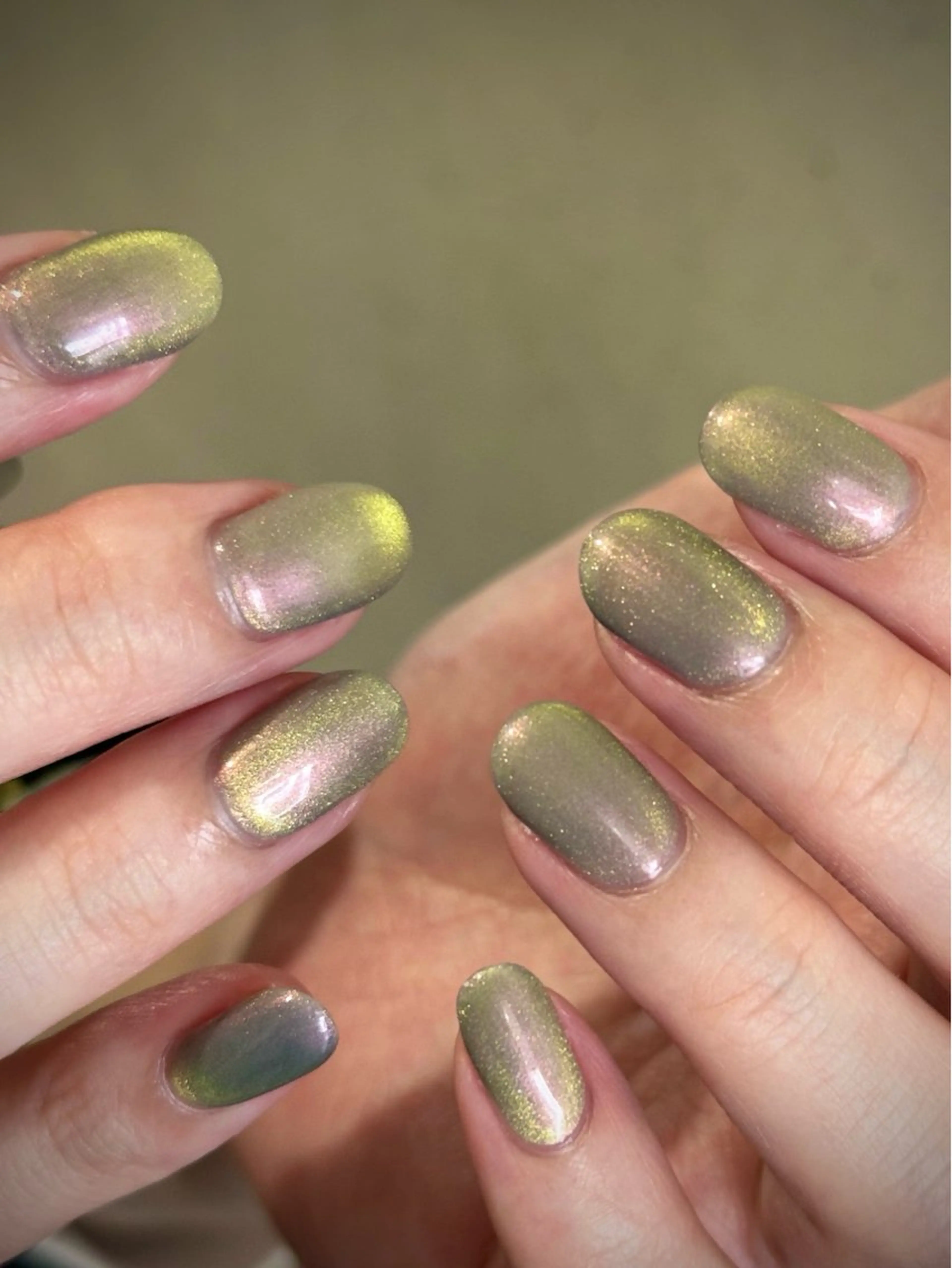 【渋谷】パラジェル☘️オフありマグネットorミラーネイル¥5000の写真