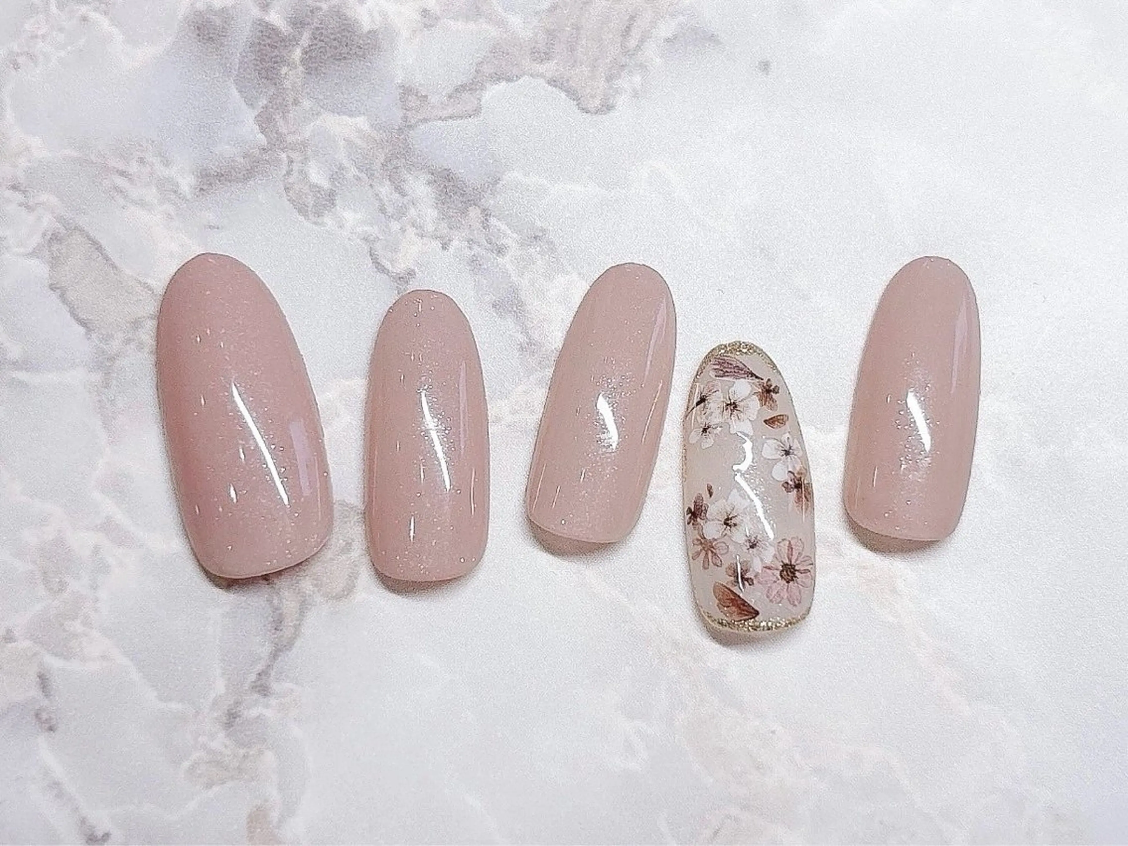 ネイル 岩﨑 香寿江のネイルデザイン