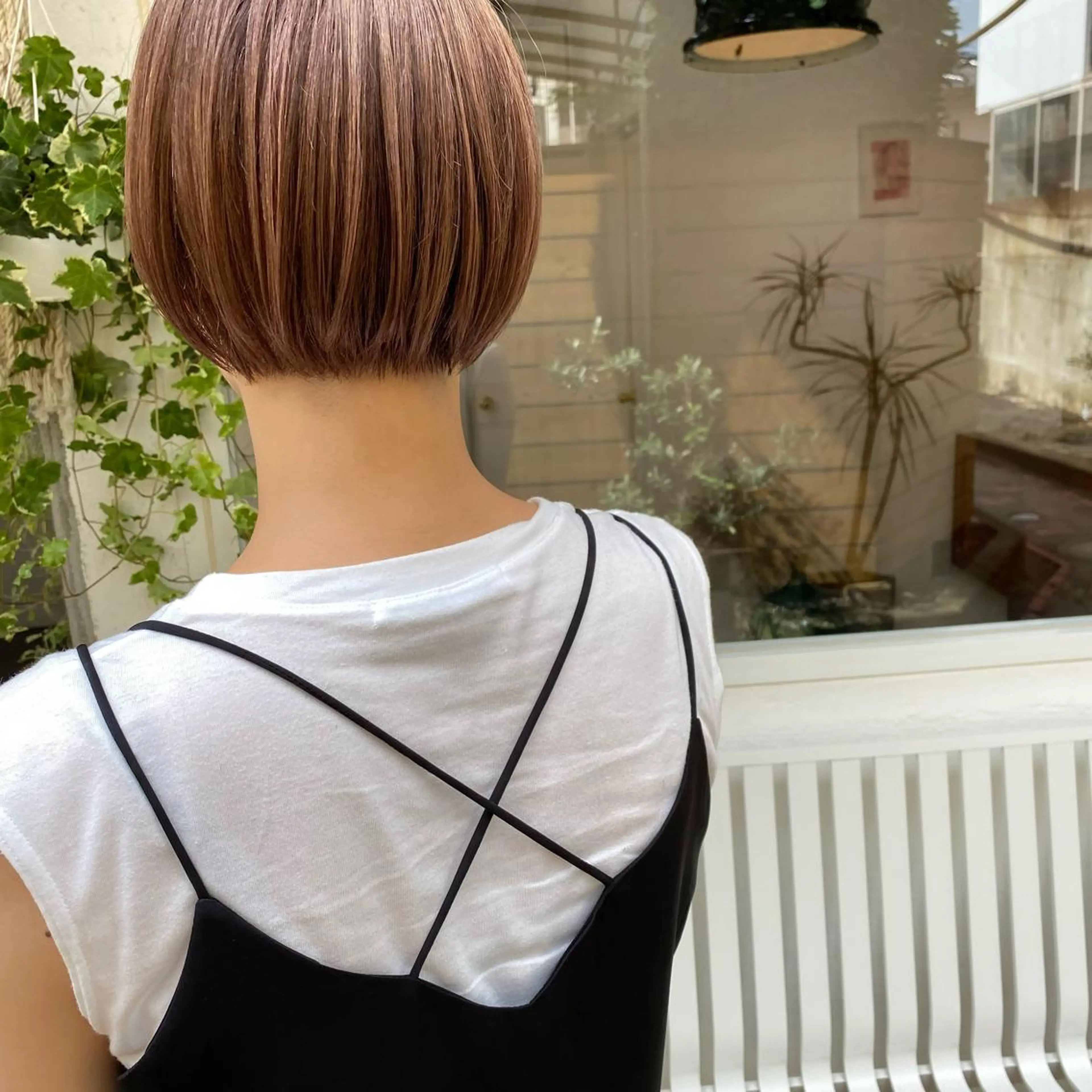 ショート カラー ブリーチカラーが人気 onnuのヘアスタイル