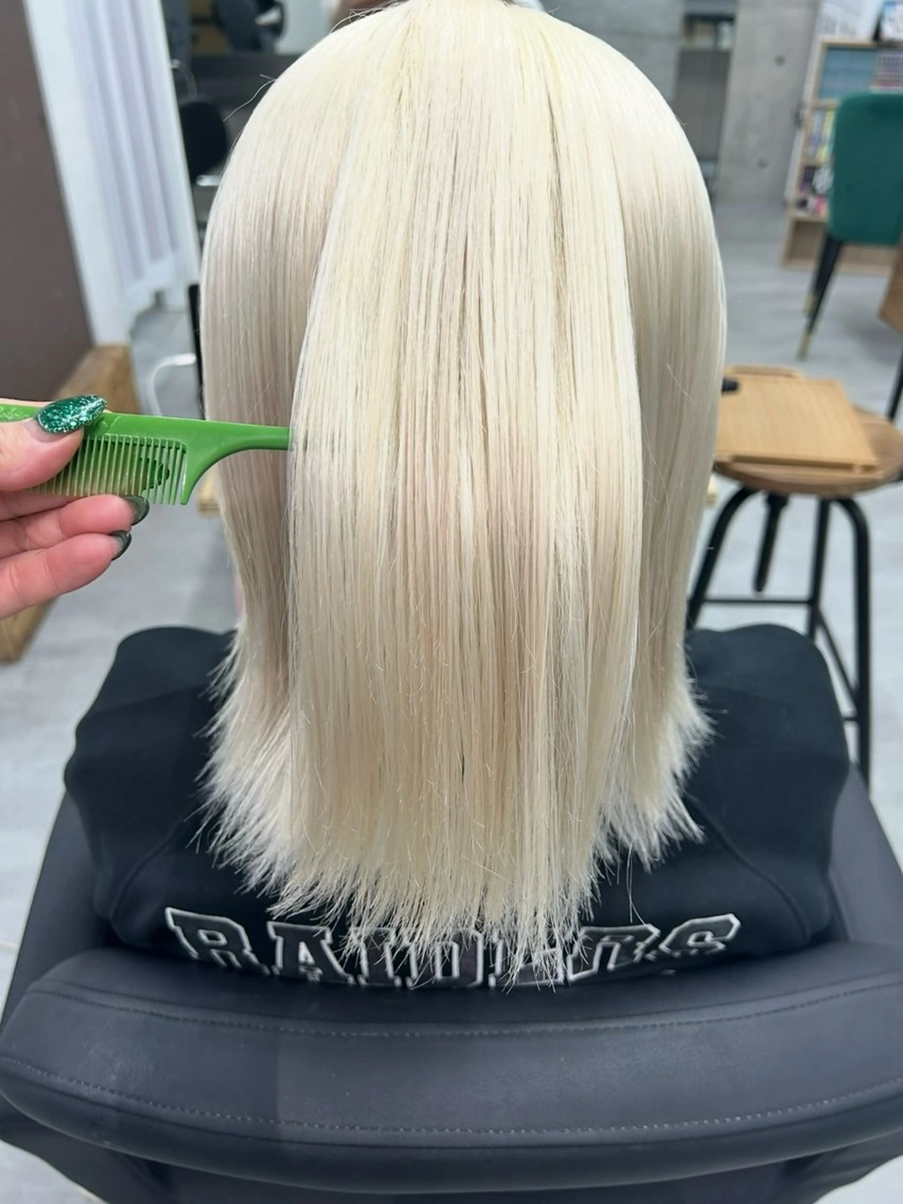 ミディアム カラー ヘアカラー トリートメント メンズ多数⚡ブリーチ 特化💚Acchonのヘアスタイル