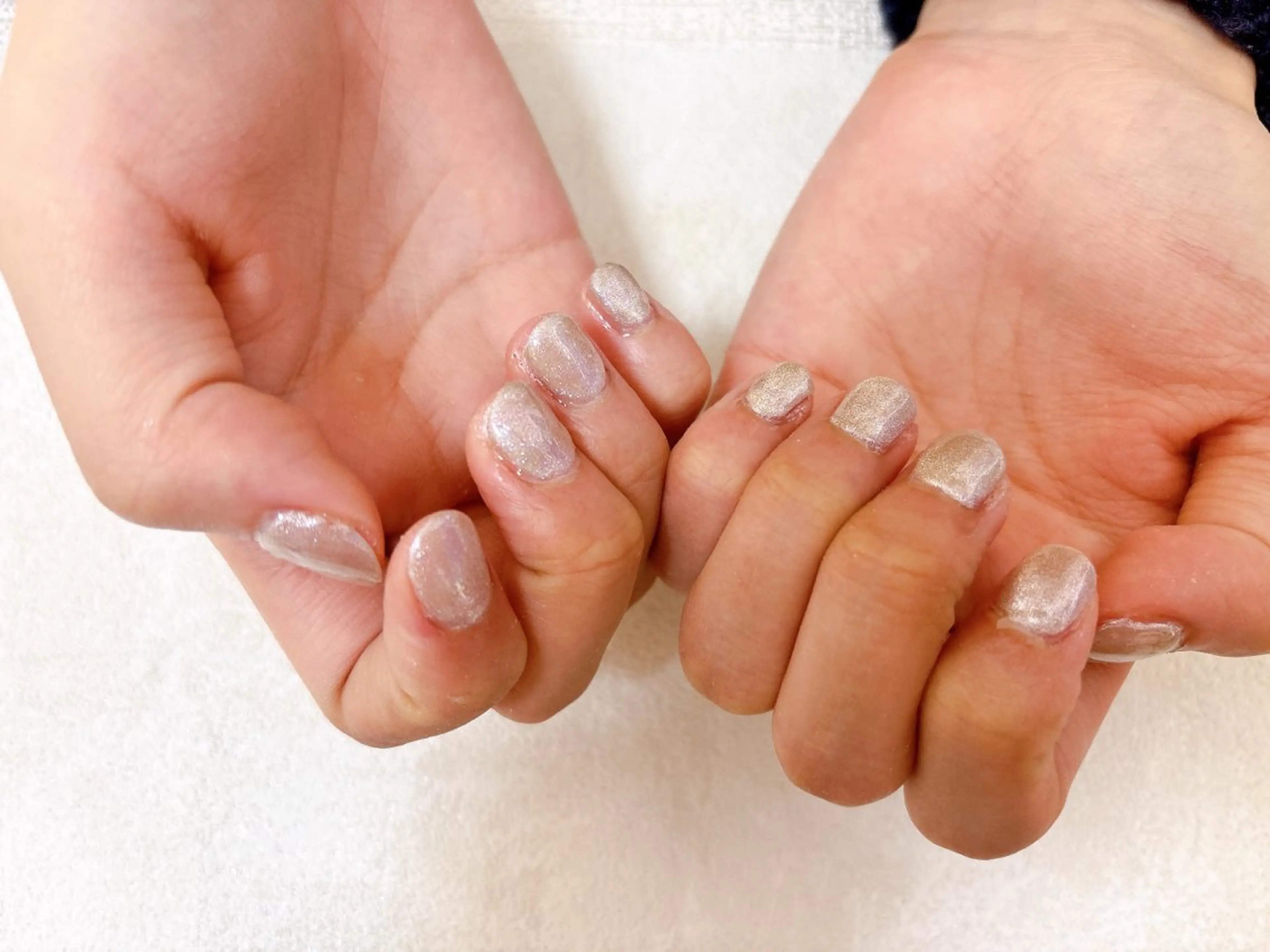 ネイル オーロラネイル フットネイル フレンチネイル ジェルネイル ハート ハンドネイル mogunail &blowのネイルデザイン