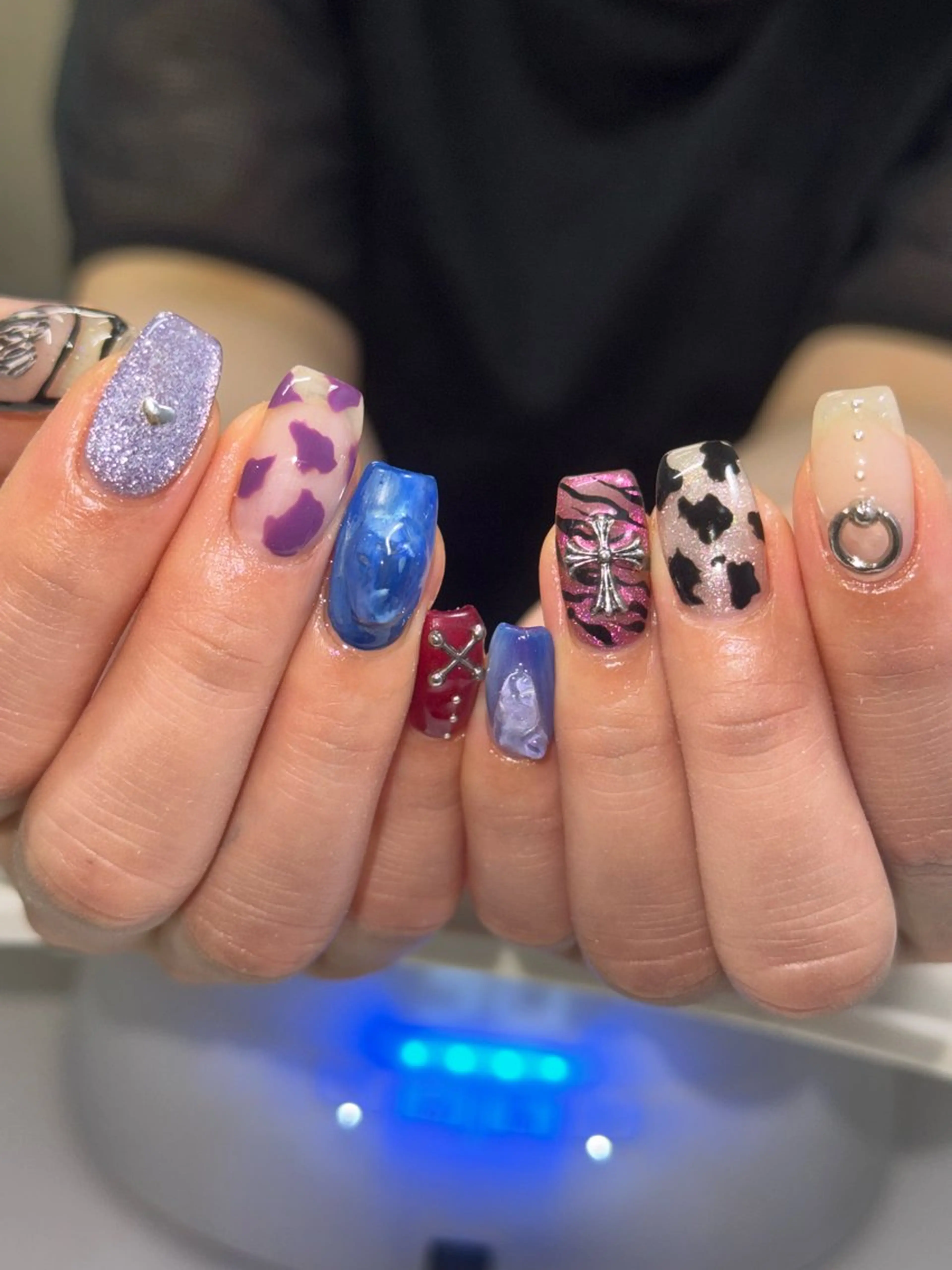 ネイル ハンドネイル 💊大阪/心斎橋 moni🧠のネイルデザイン