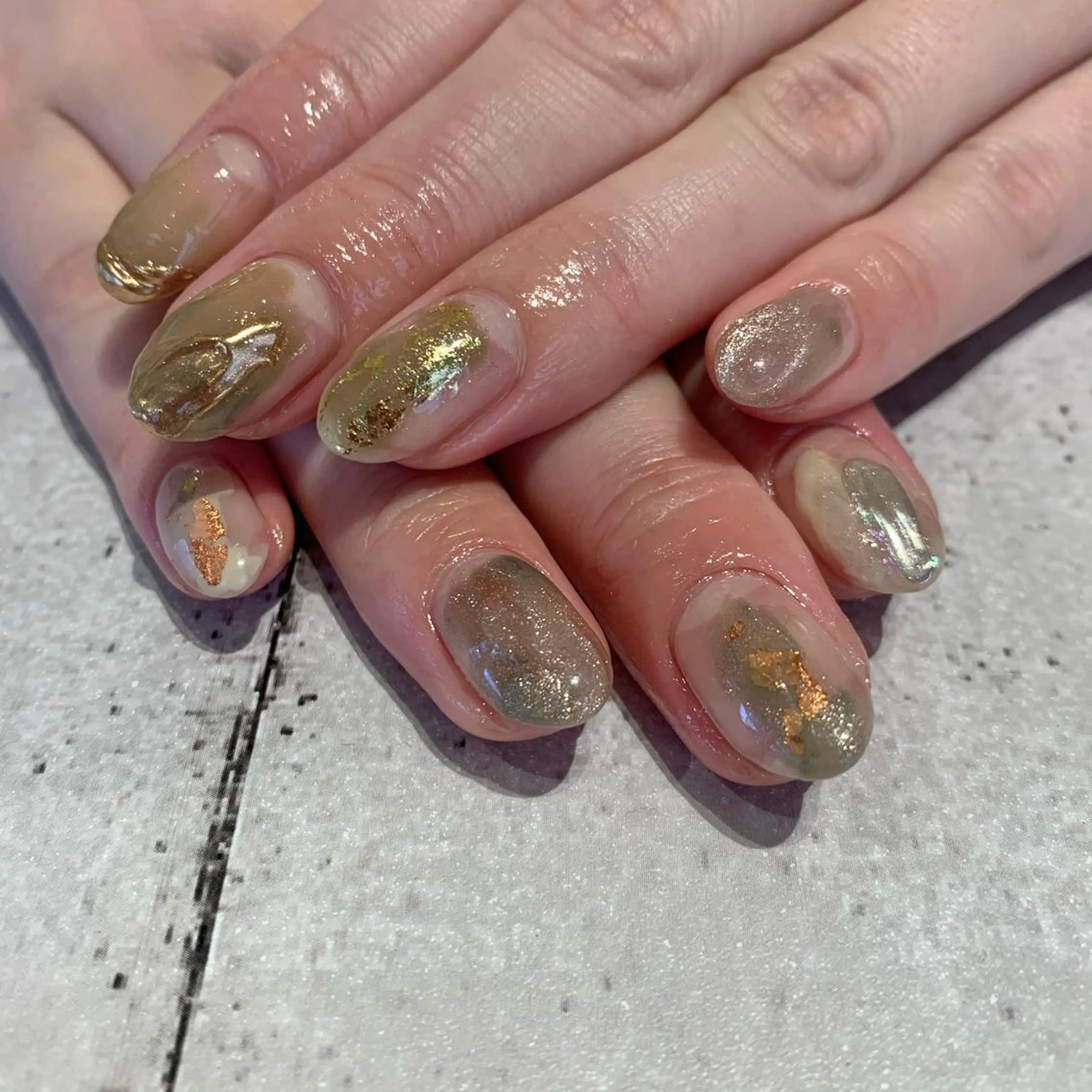 ネイル ニュアンスネイル imymemine所属・渡邊 束紗のネイルデザイン