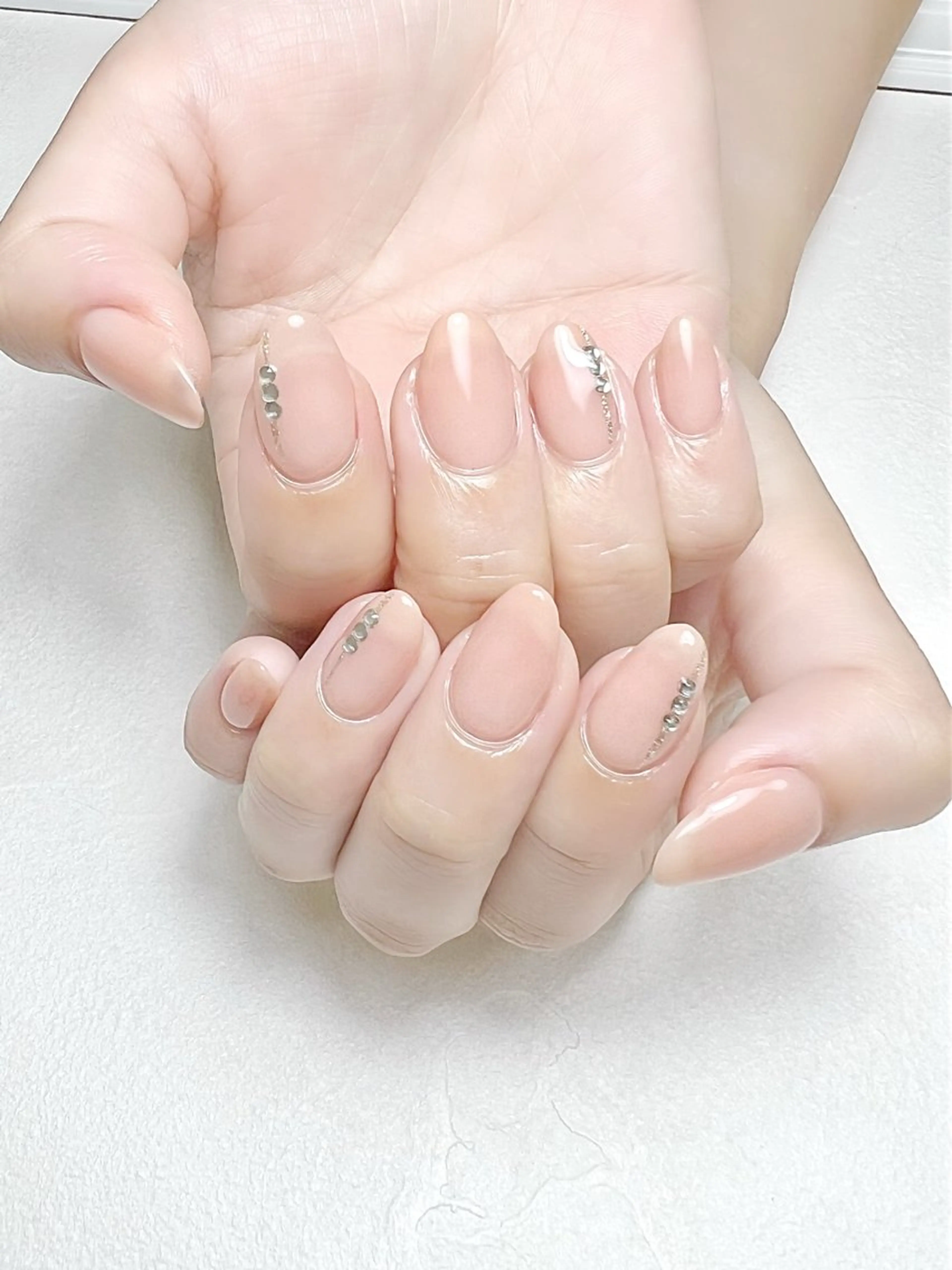 ネイル アートネイル ラメ(グリッター) オフィスネイル ワンカラーネイル rouse nail RISATOのネイルデザイン