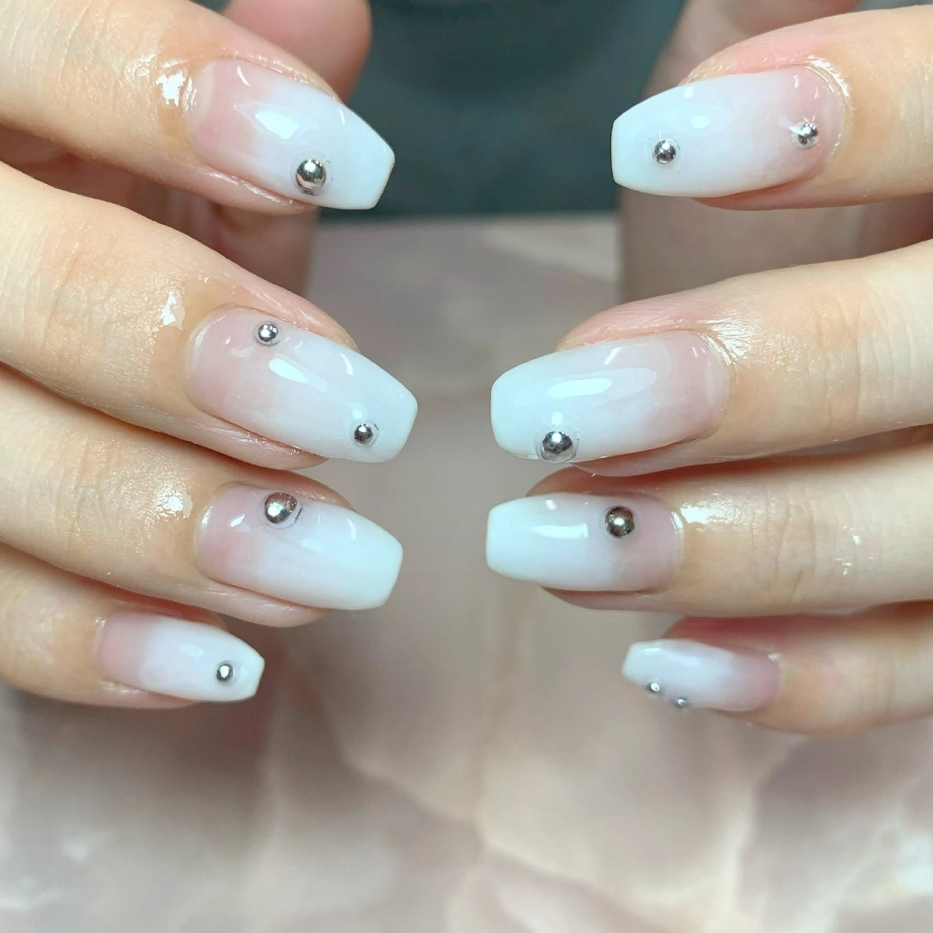 ネイル グラデーション ハンドネイル Rose Glass 高蔵寺店のネイルデザイン