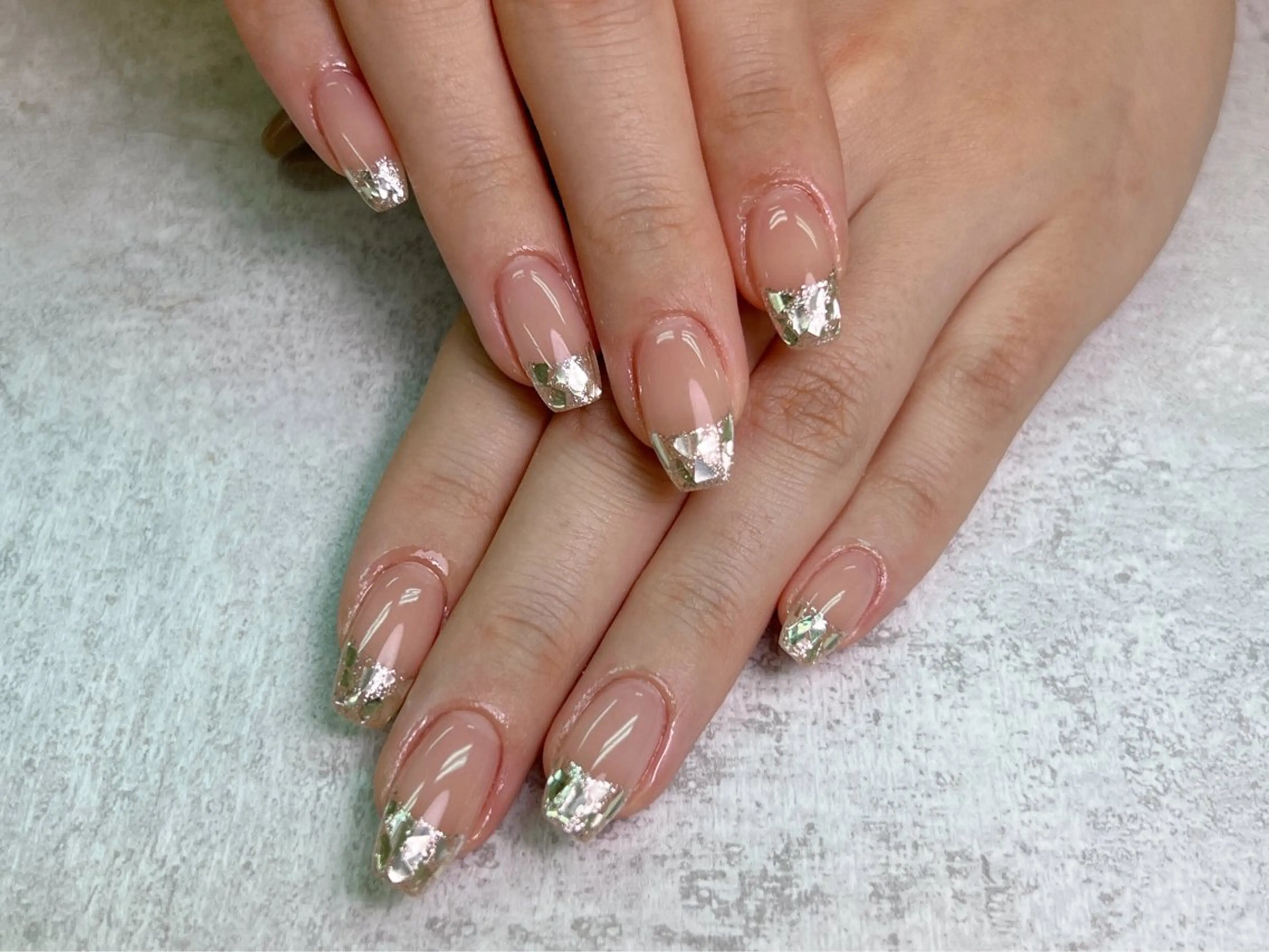 ネイル チークネイル フレンチネイル ジェルネイル マグネットネイル 持ち込み lucky nail 歌舞伎町のネイルデザイン