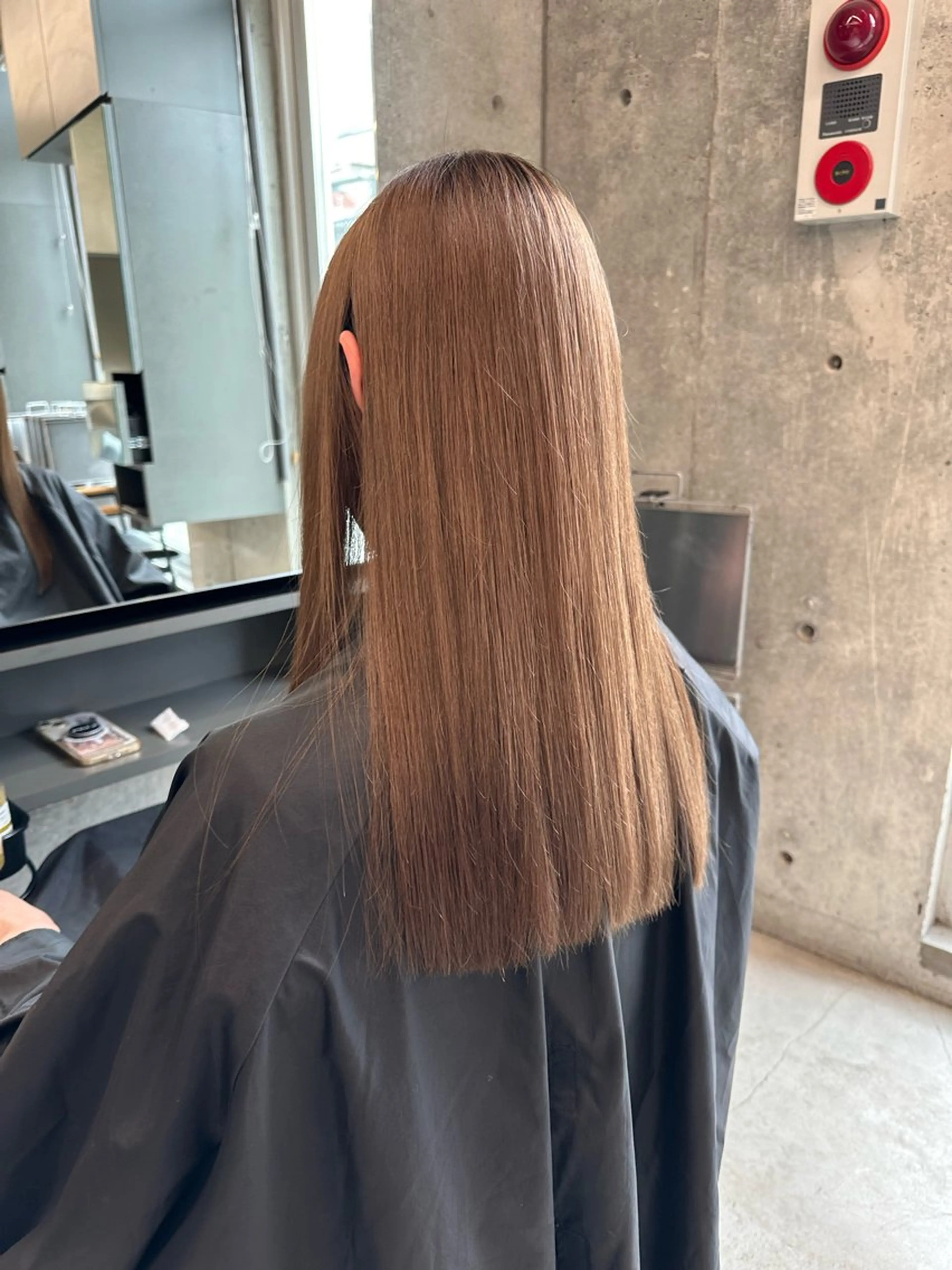 カット➕ケアブリーチカラーの写真
