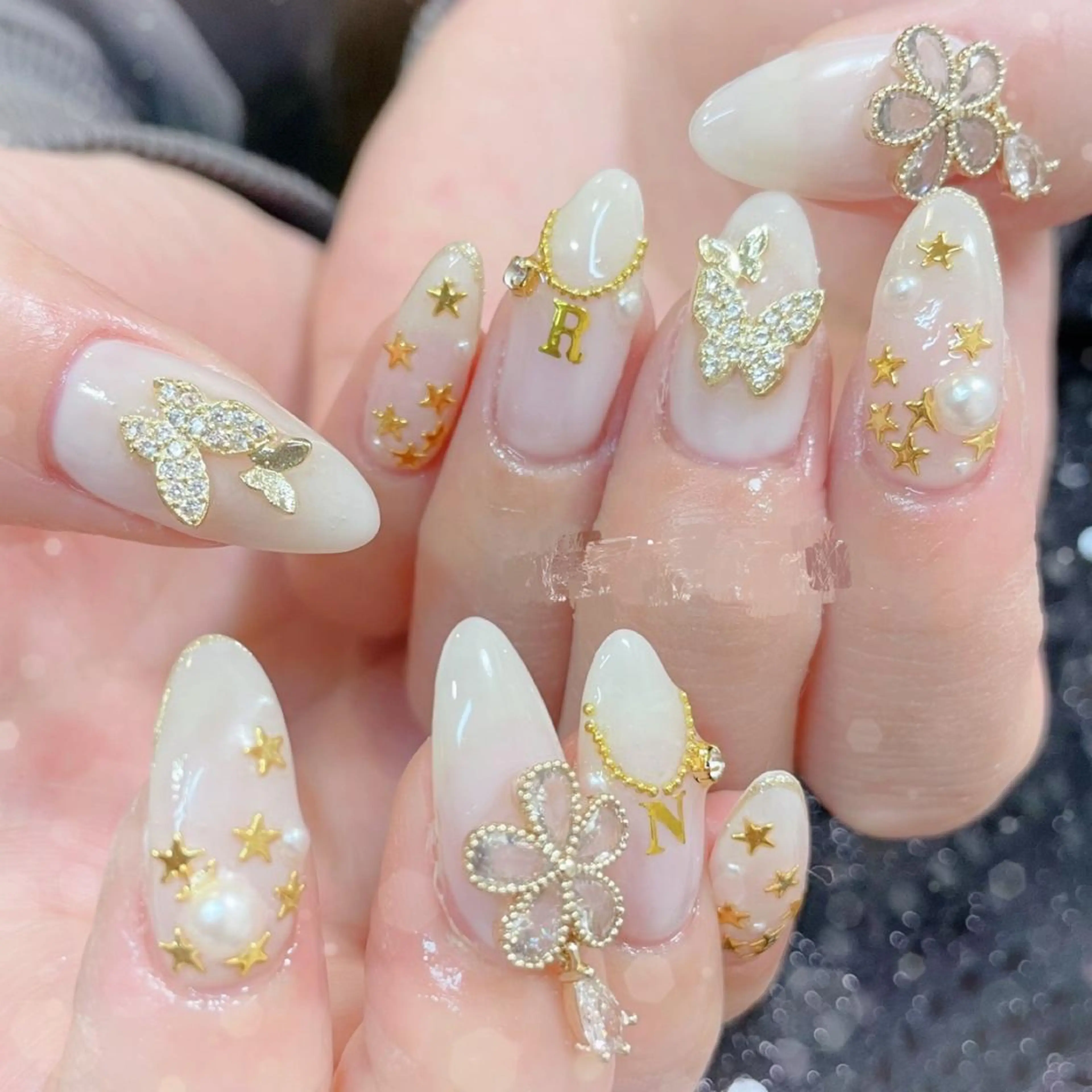 ネイル ハンドネイル ハンドケア MoON...❤︎ MeGuのネイルデザイン