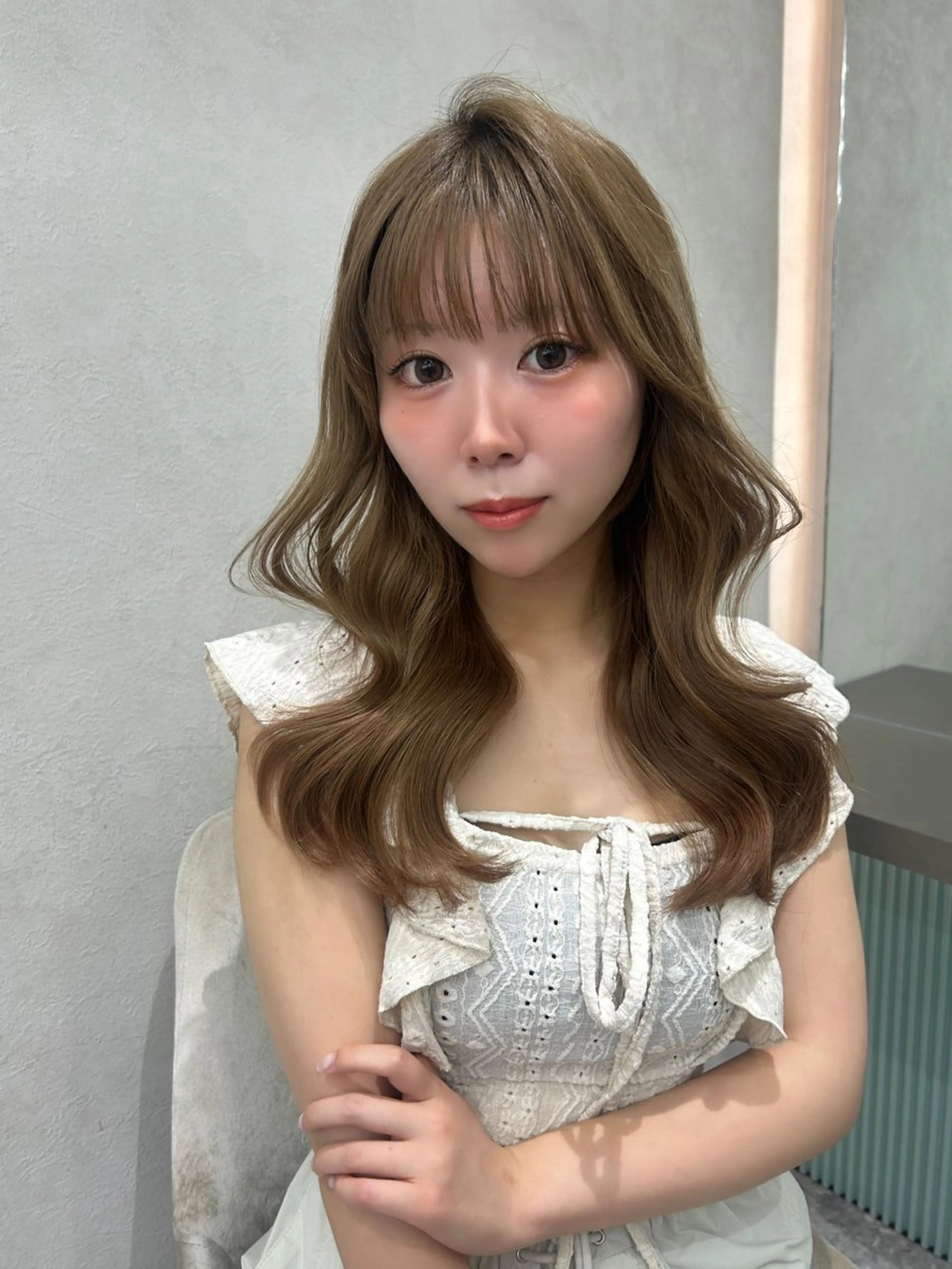 ミディアム カラー ヘアアレンジ fumika🎀 ベージュのヘアスタイル