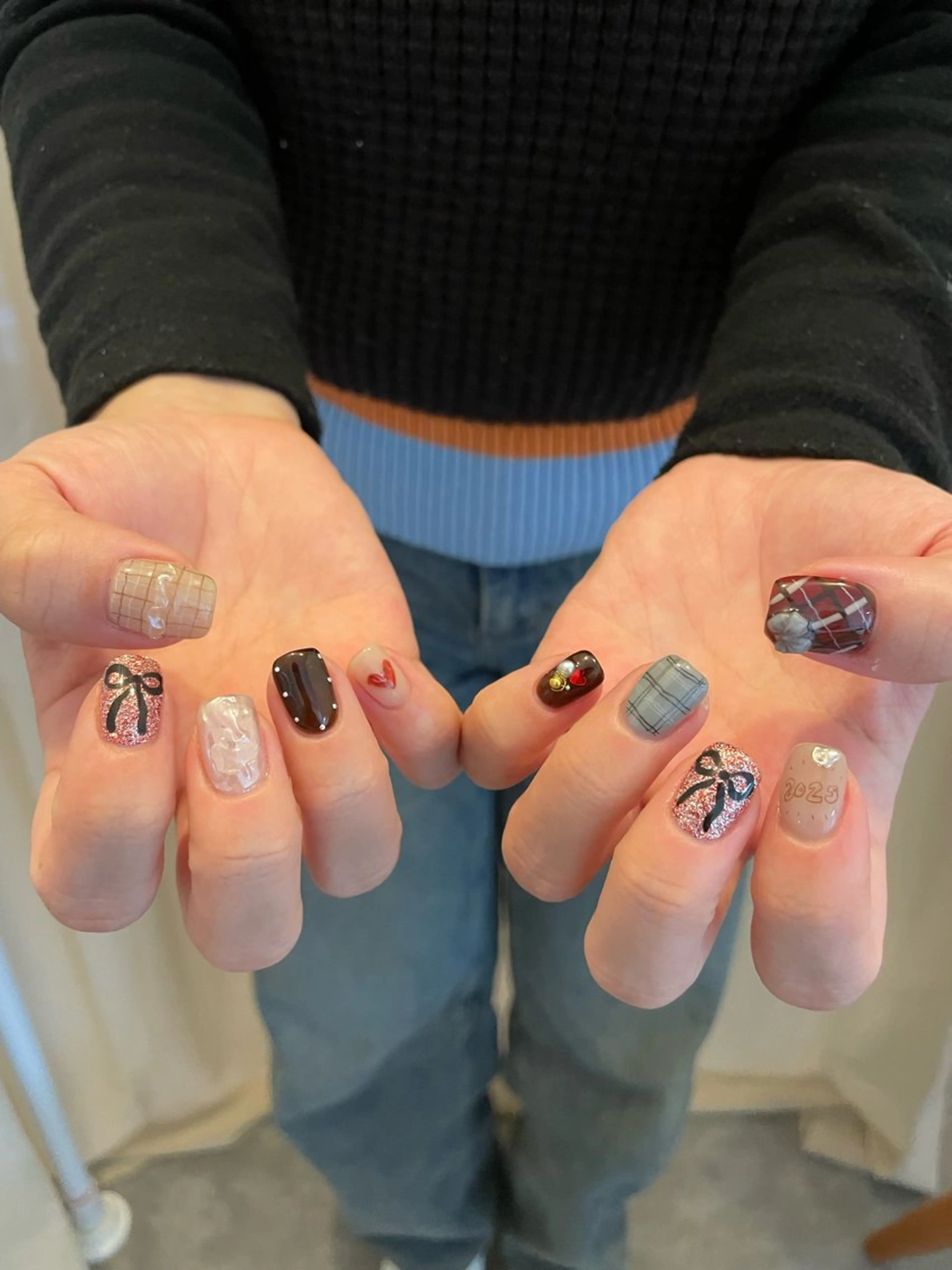 ネイル ハンドネイル roof nailのネイルデザイン