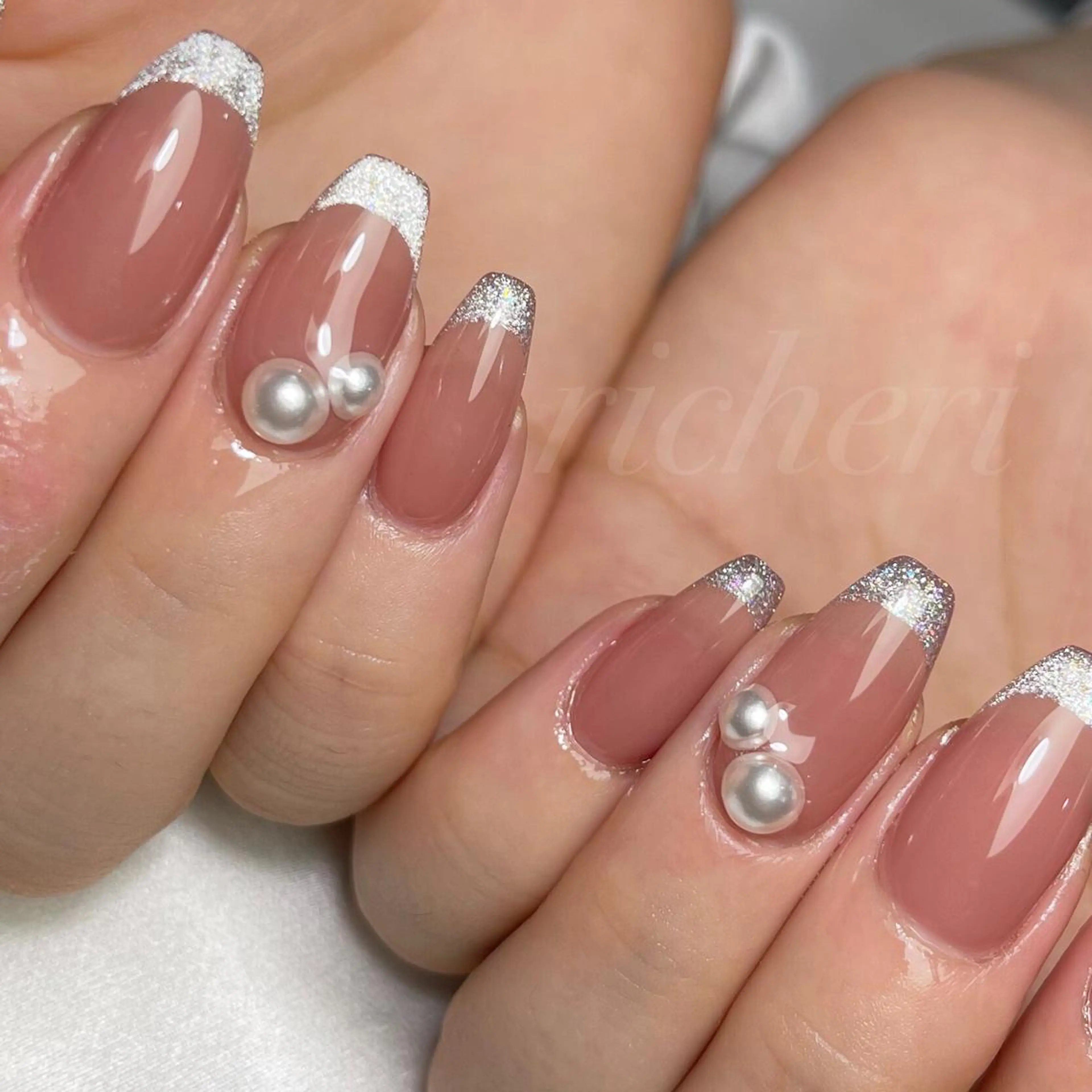 ミディアム ネイル ハンドネイル richeri beautyのエステ・リラクイメージ