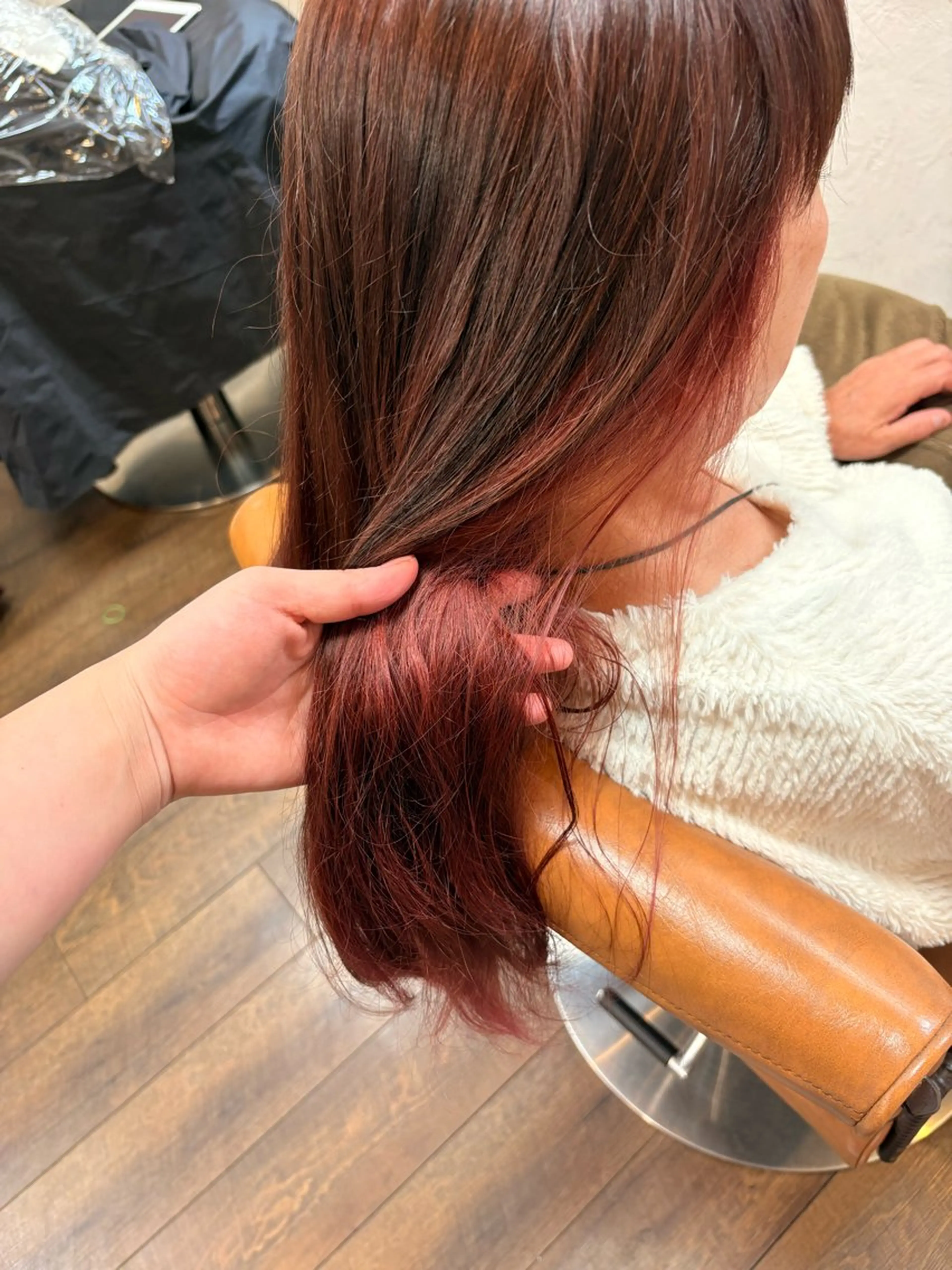 カラー インナーカラー 三宅　デザインカラー 透明感カラー✨のヘアスタイル