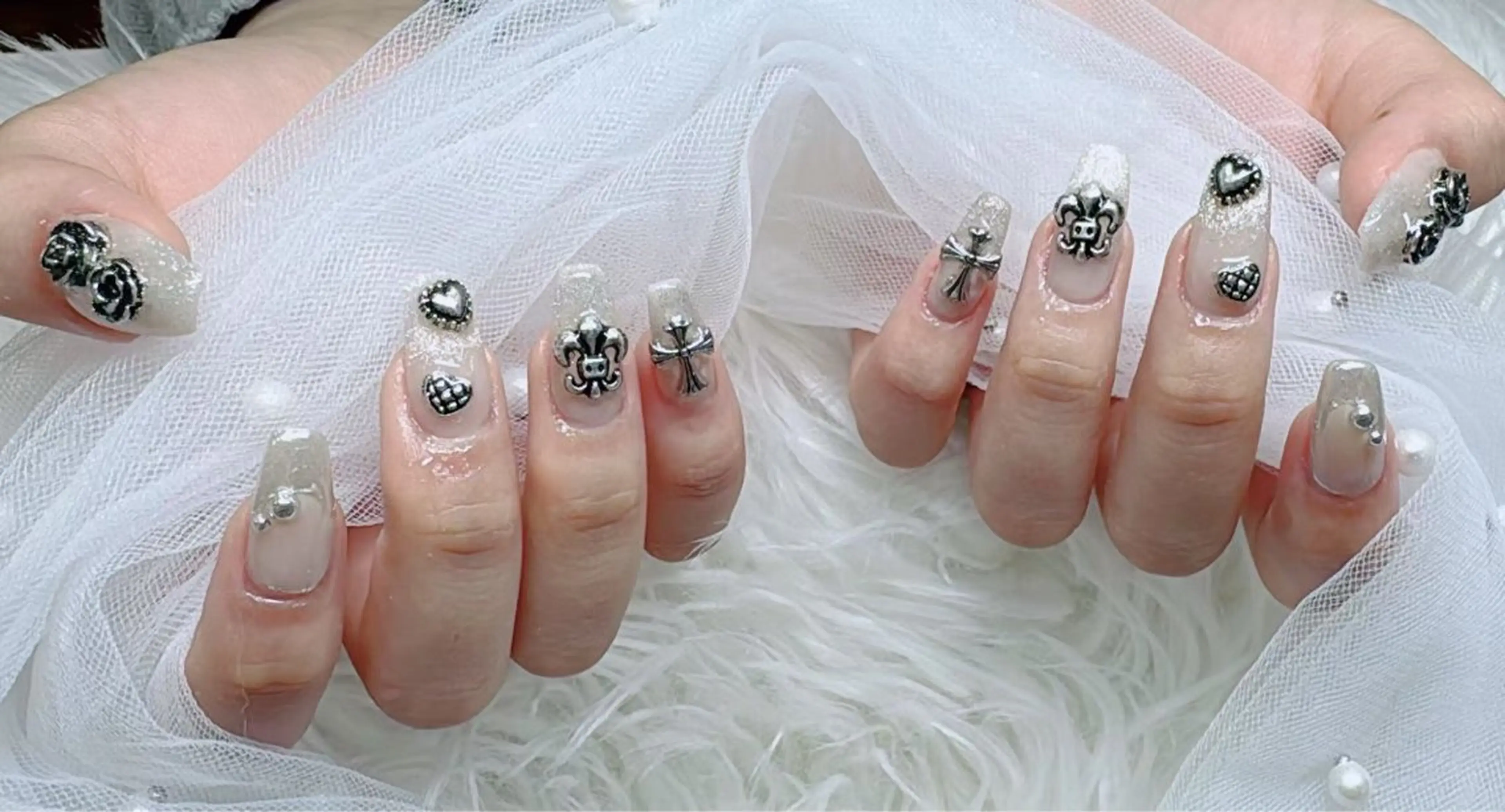 ネイル ハンドネイル ハンドケア The Nail & Eye Lashの眉毛・アイブロウイメージ