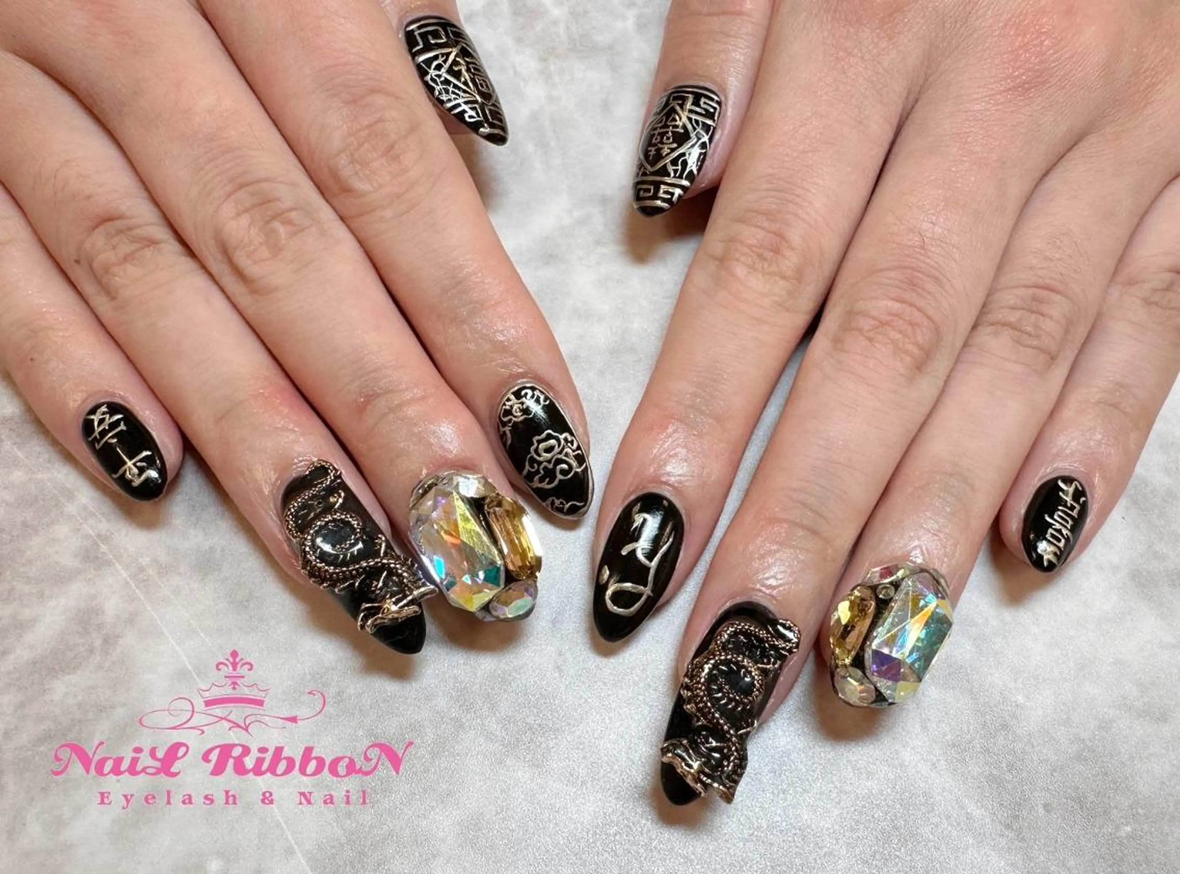 ネイル SWAMP nails所属・🎀ネイルサロン RIRI🎀のネイルデザイン