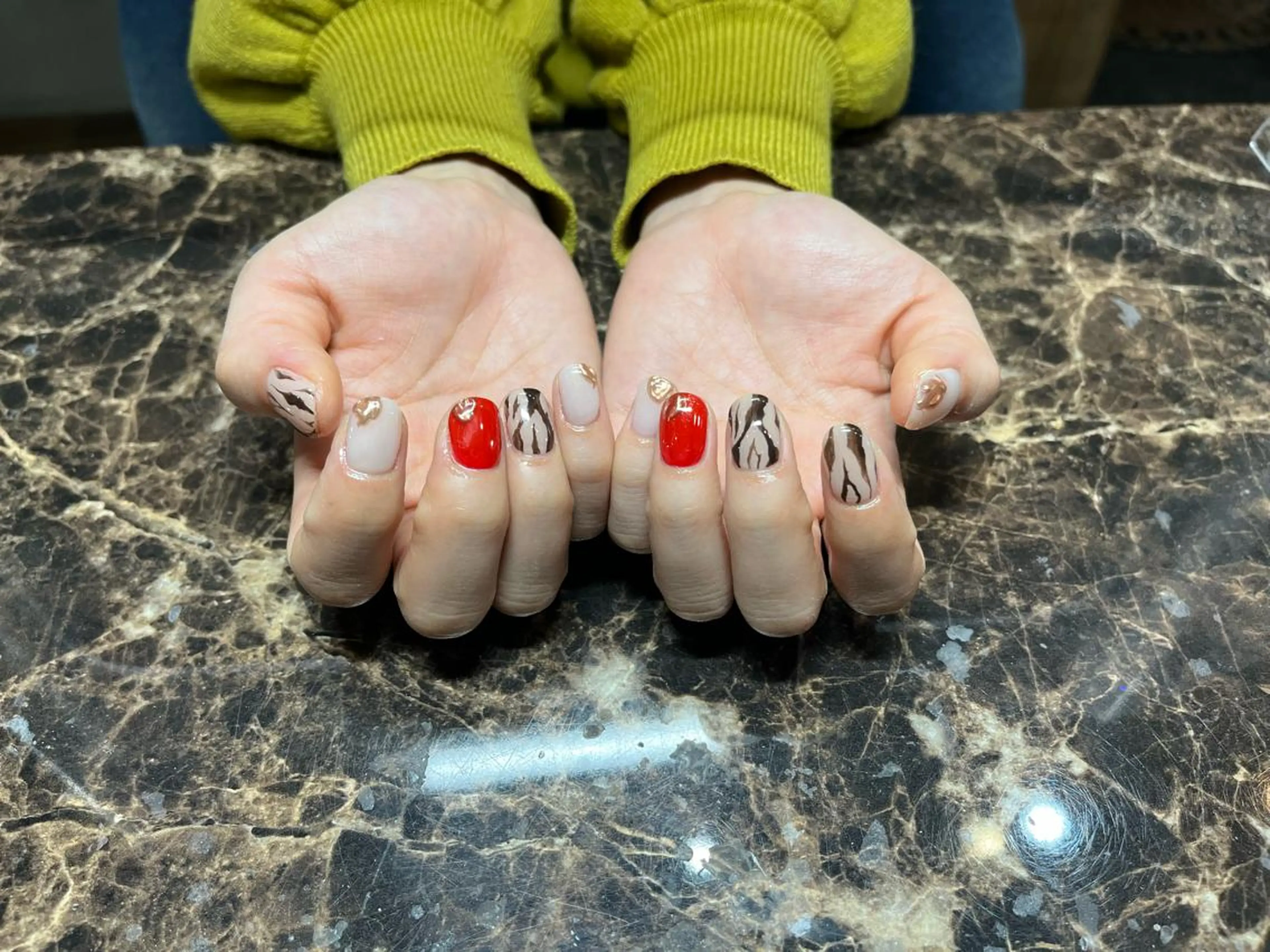 ネイル IROHA Nail 矢掛萌子のネイルデザイン