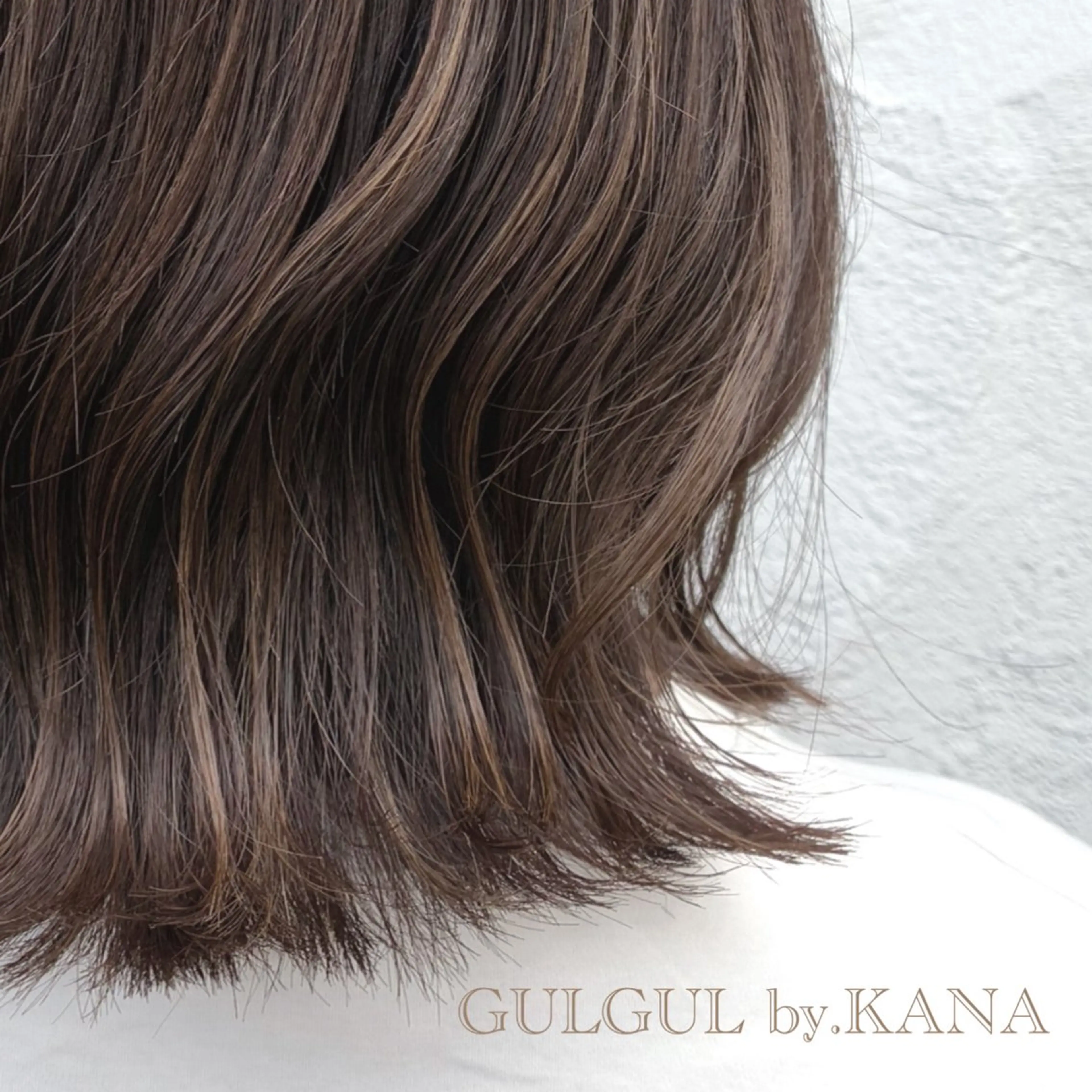 ミディアム カラー パーマ 🪞Kana｜透明感 カラー × 髪質改善のヘアスタイル