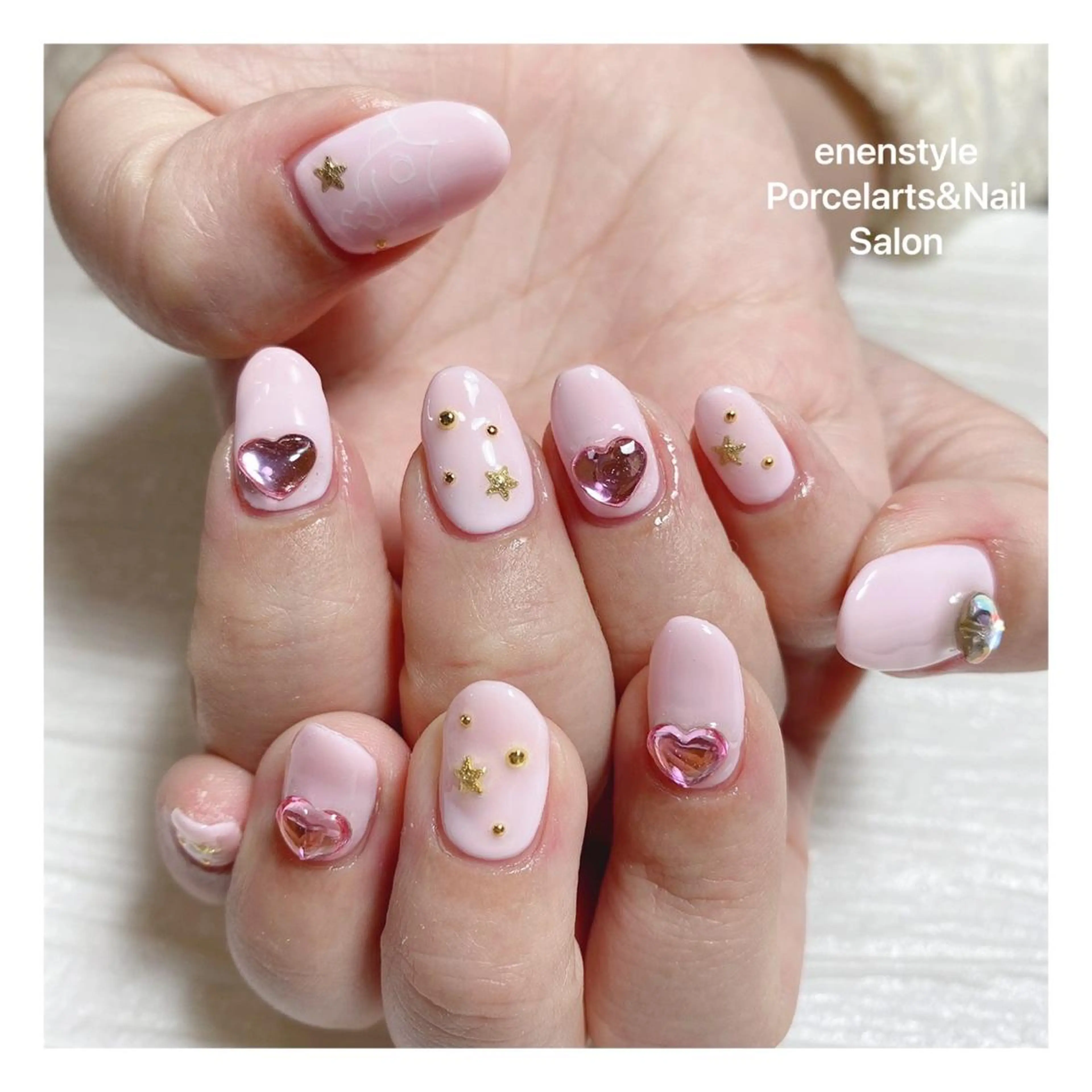 ミディアム ネイル ハンドネイル 👑enen style👑のネイルデザイン