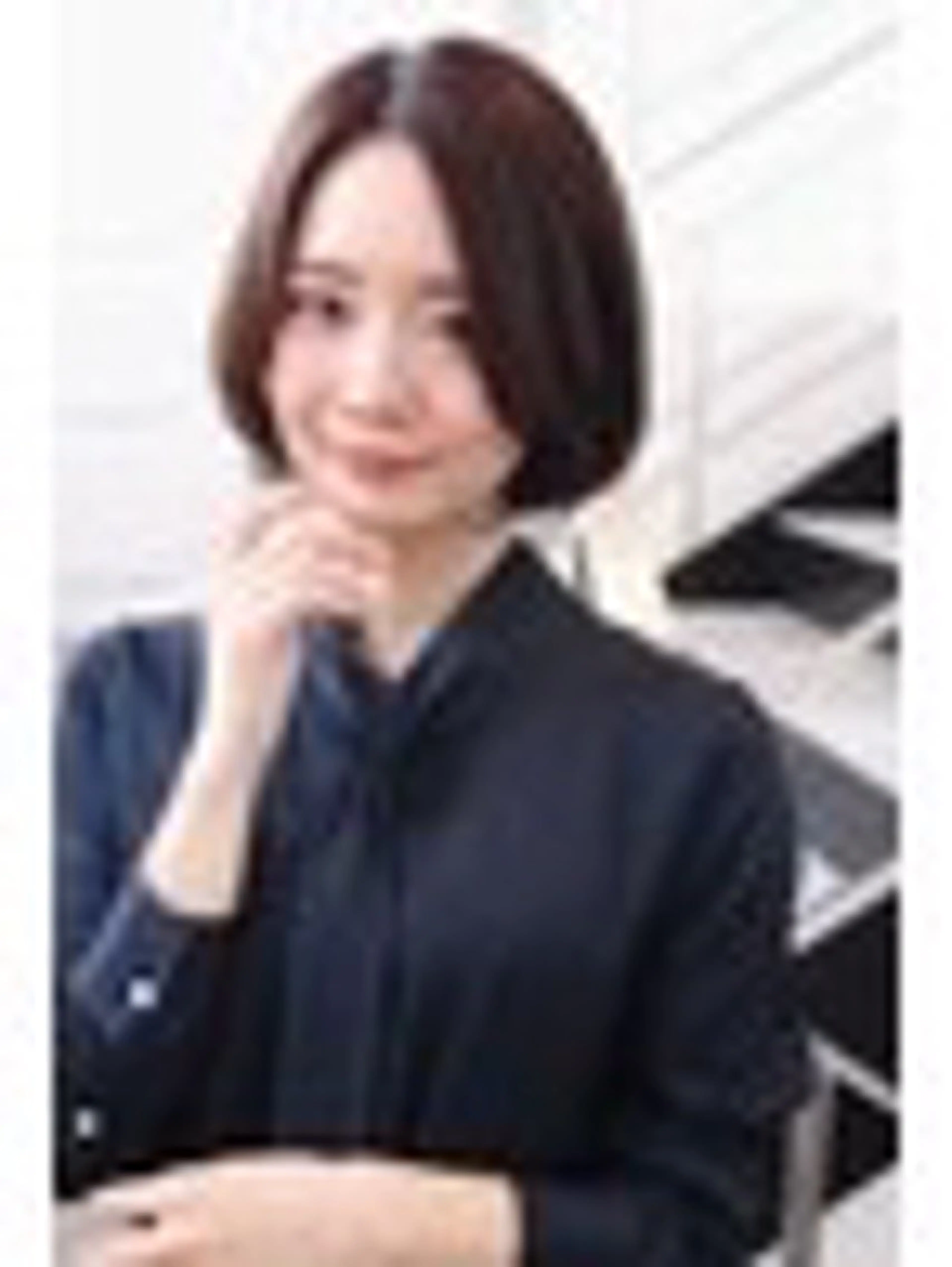 ショート カット 尾崎 優花のヘアスタイル