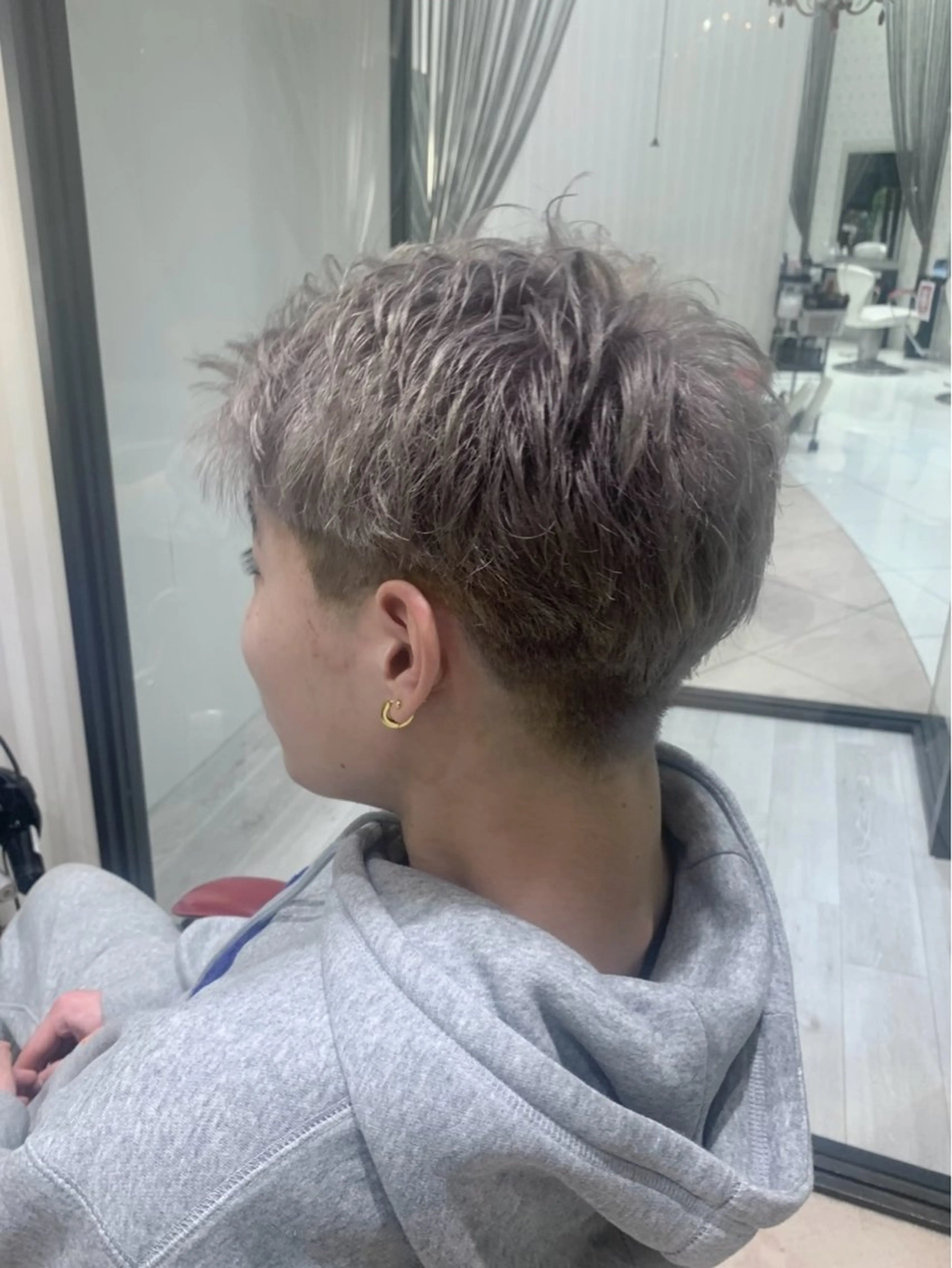 メンズ メンズブリーチ 松原 梨華のヘアスタイル