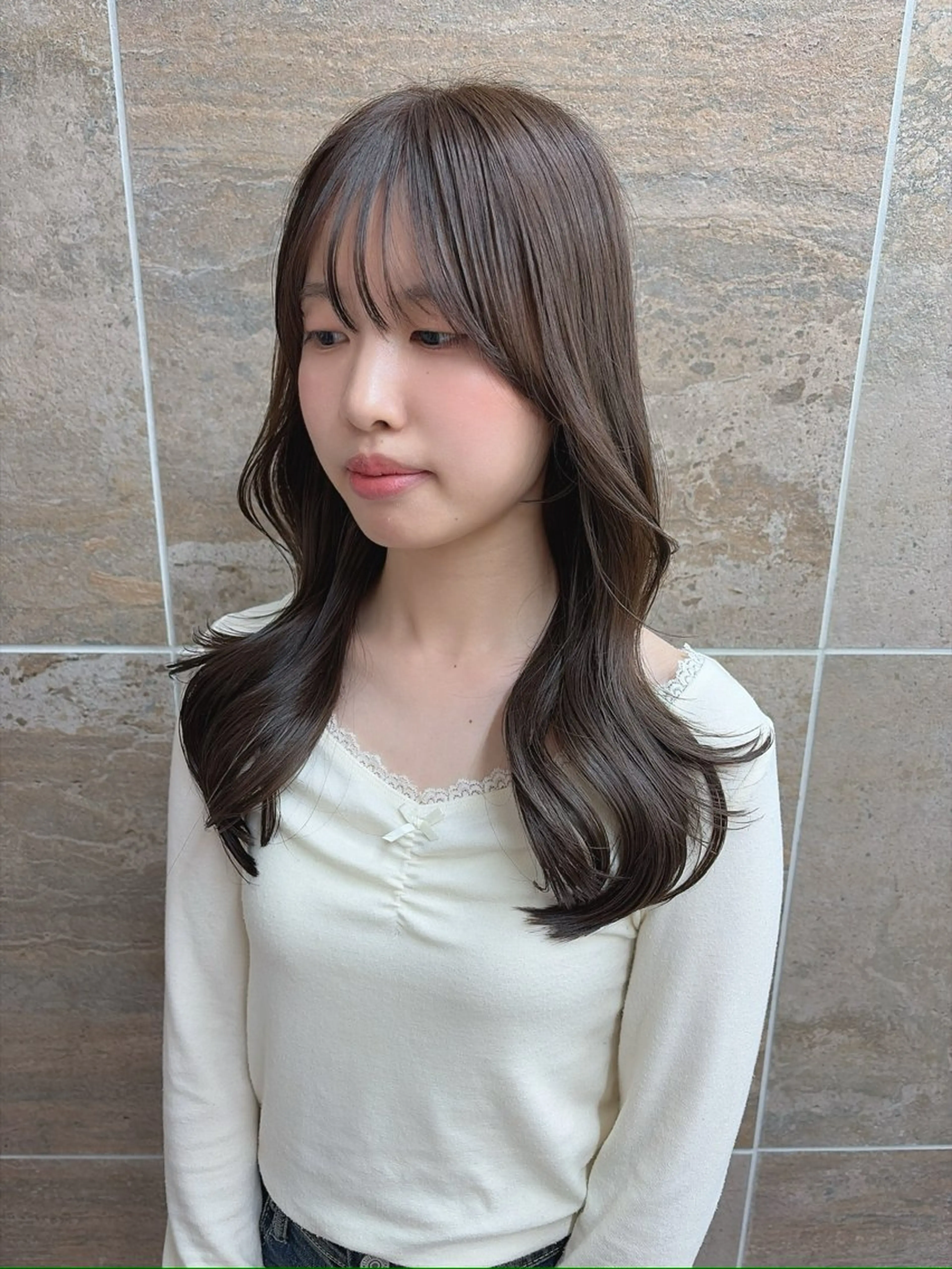 セミロング カラー パーマ グレージュ くびれヘア カット ヘアカラー トリートメント 《柔らかhair𓍯 》木村美姫のヘアスタイル