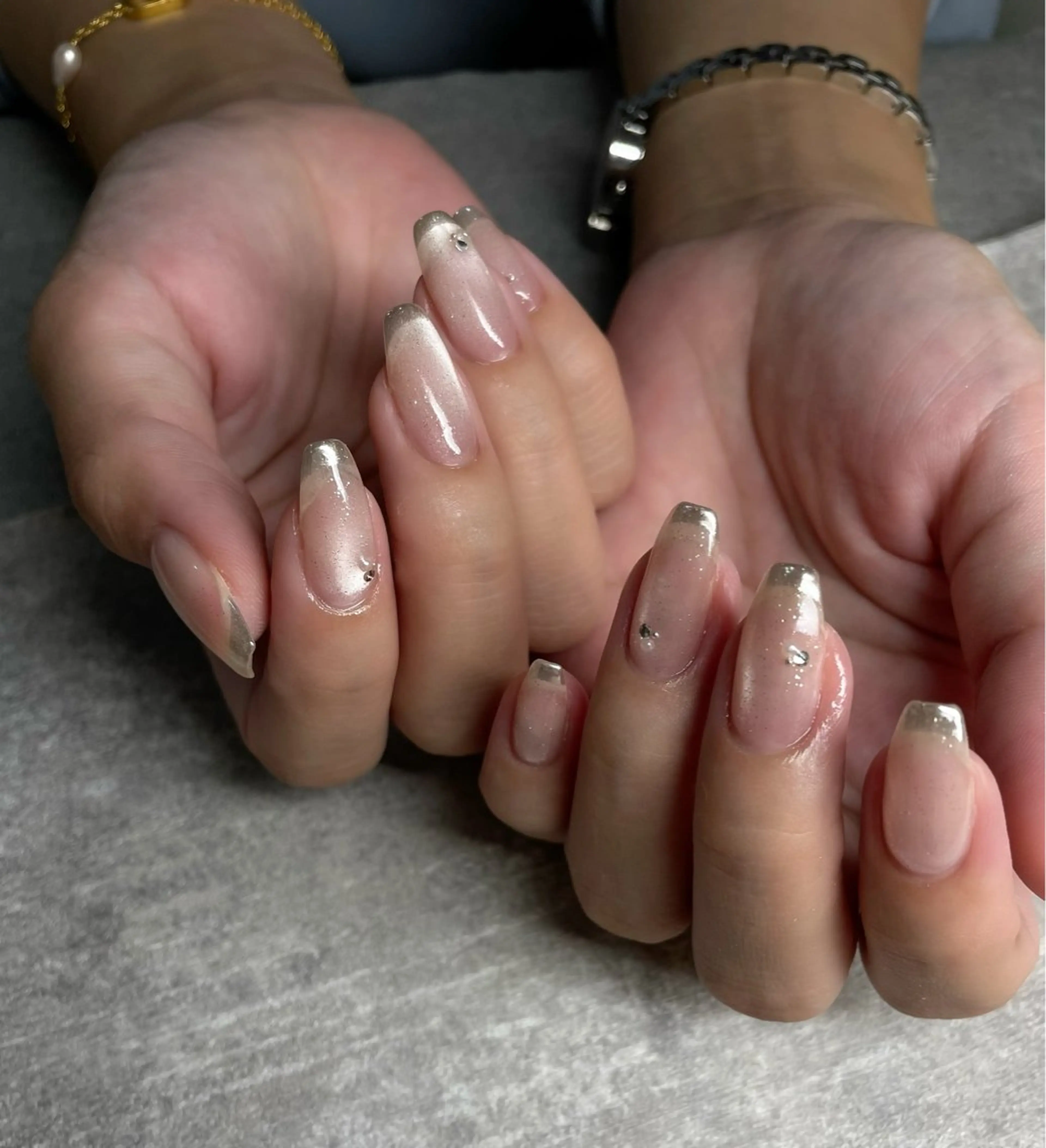 ネイル ハンドネイル フットネイル with hues AYAのネイルデザイン