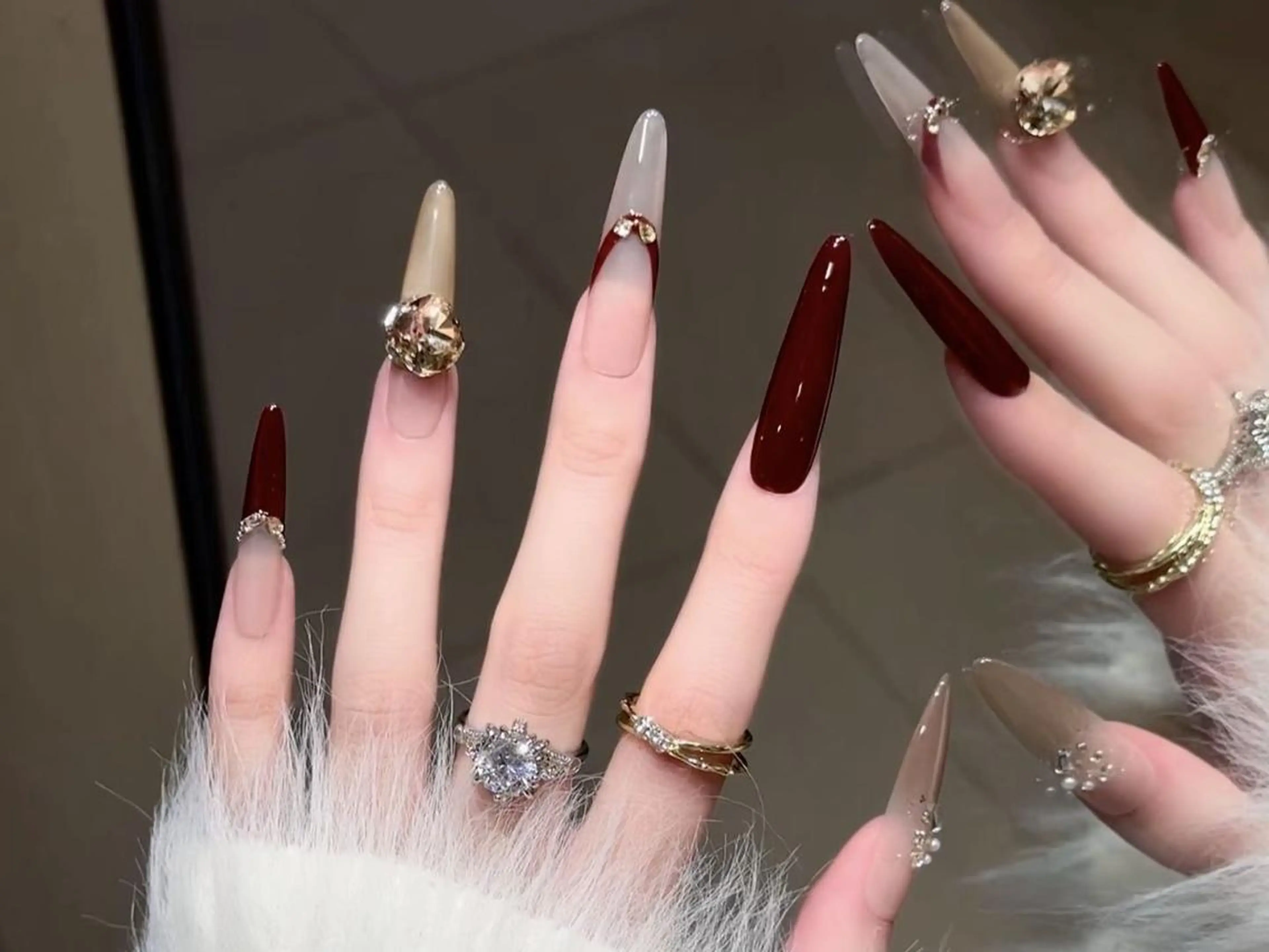 ネイル ボルドー フレンチネイル ロングネイル シンプルネイル スーパーロングネイル ハンドネイル ナユキNA.YUKI 渋谷店のネイルデザイン