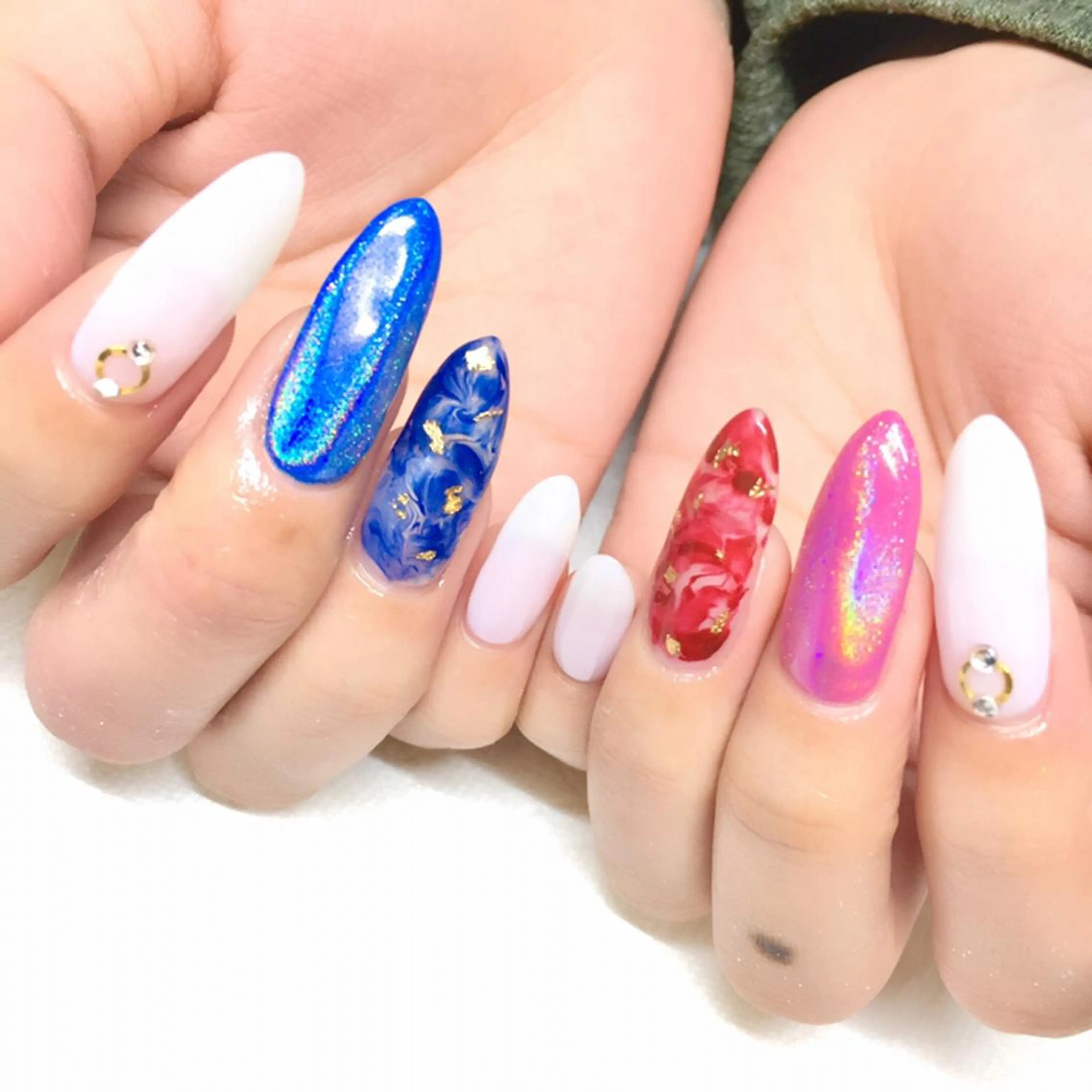 ネイル clover nailのネイルデザイン