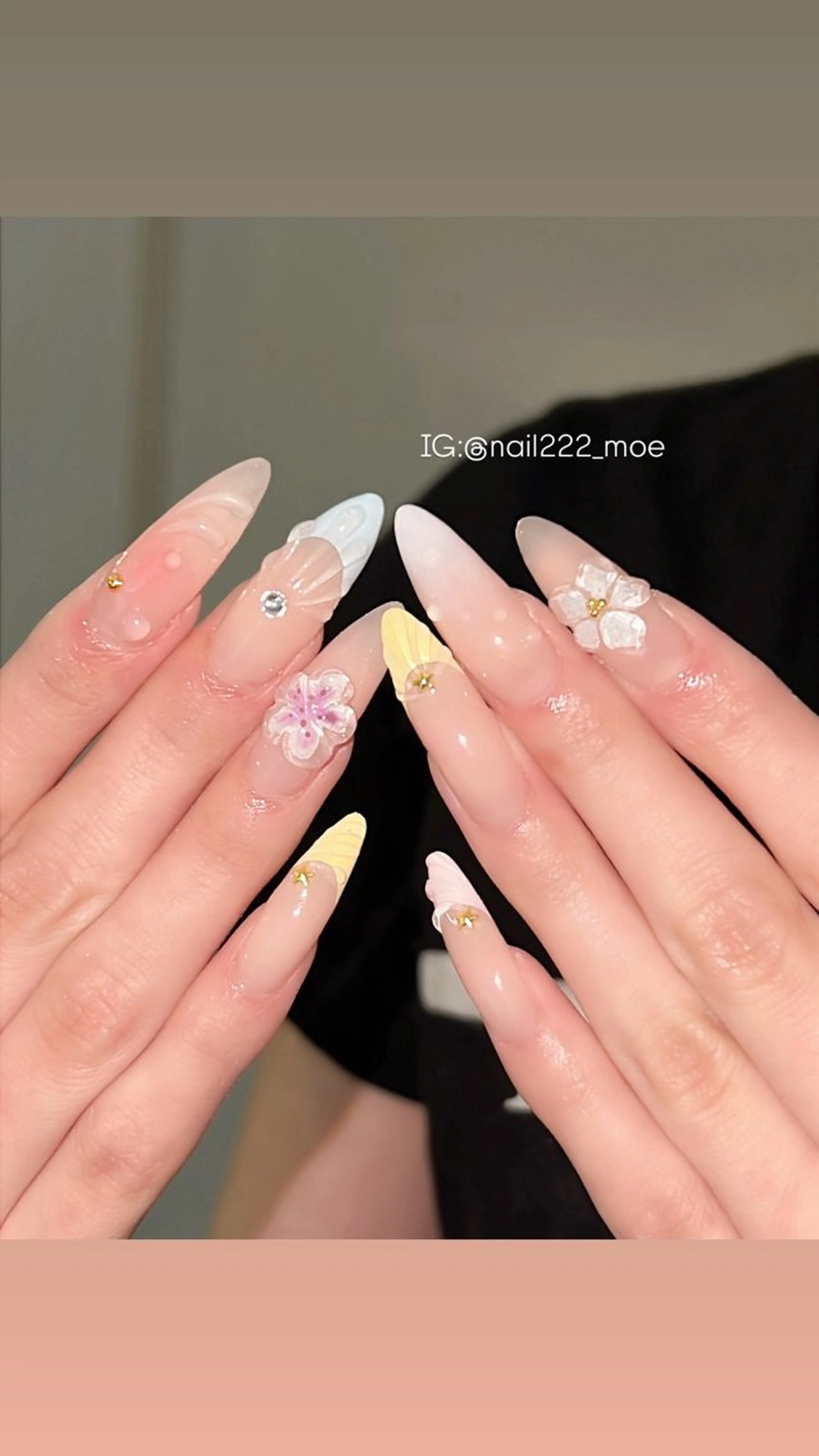 ネイル ハンドネイル ⟡.*222⋰˚☆ MöEのネイルデザイン