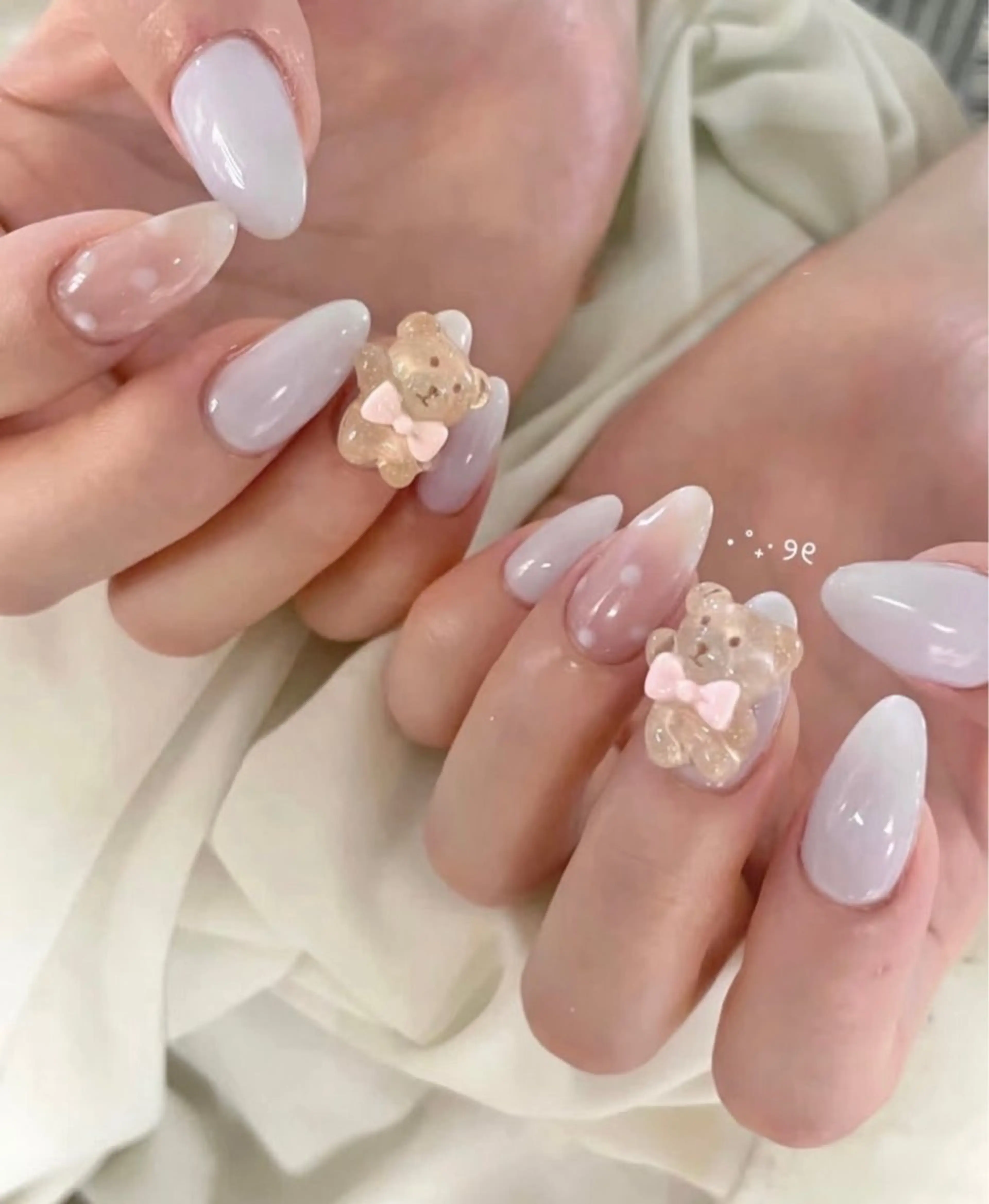 ネイル チークネイル 韓国ネイル マグネットネイル ミラーネイル ニュアンスネイル ハンドネイル H&B せつかのネイルデザイン